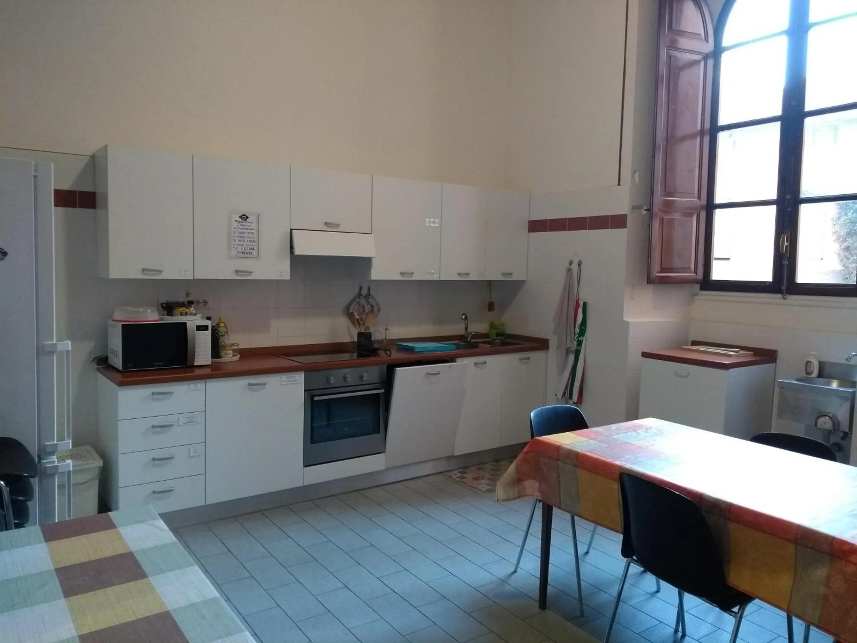 Communal kitchen in Casa S. Giuseppe di Cluny