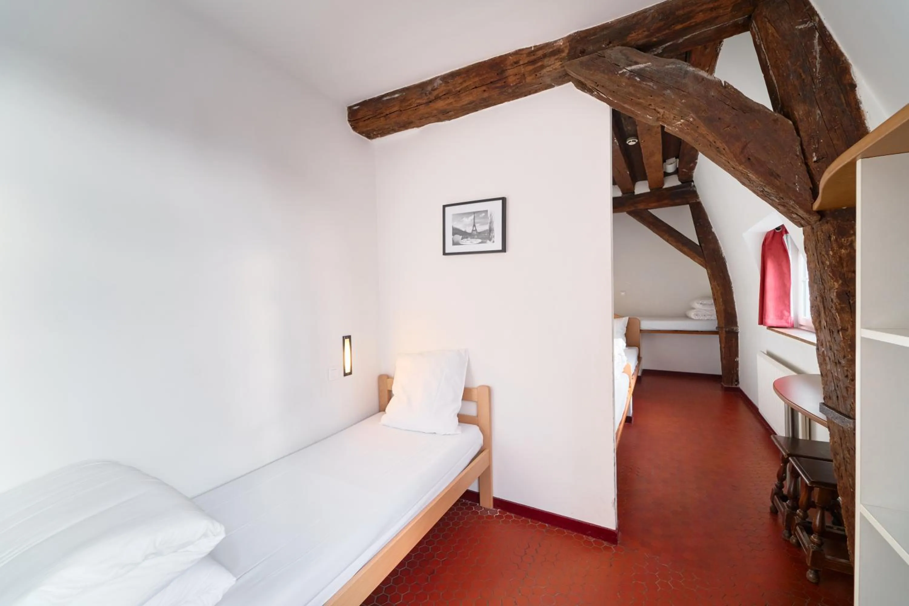 Bed in MIJE MARAIS Hostel