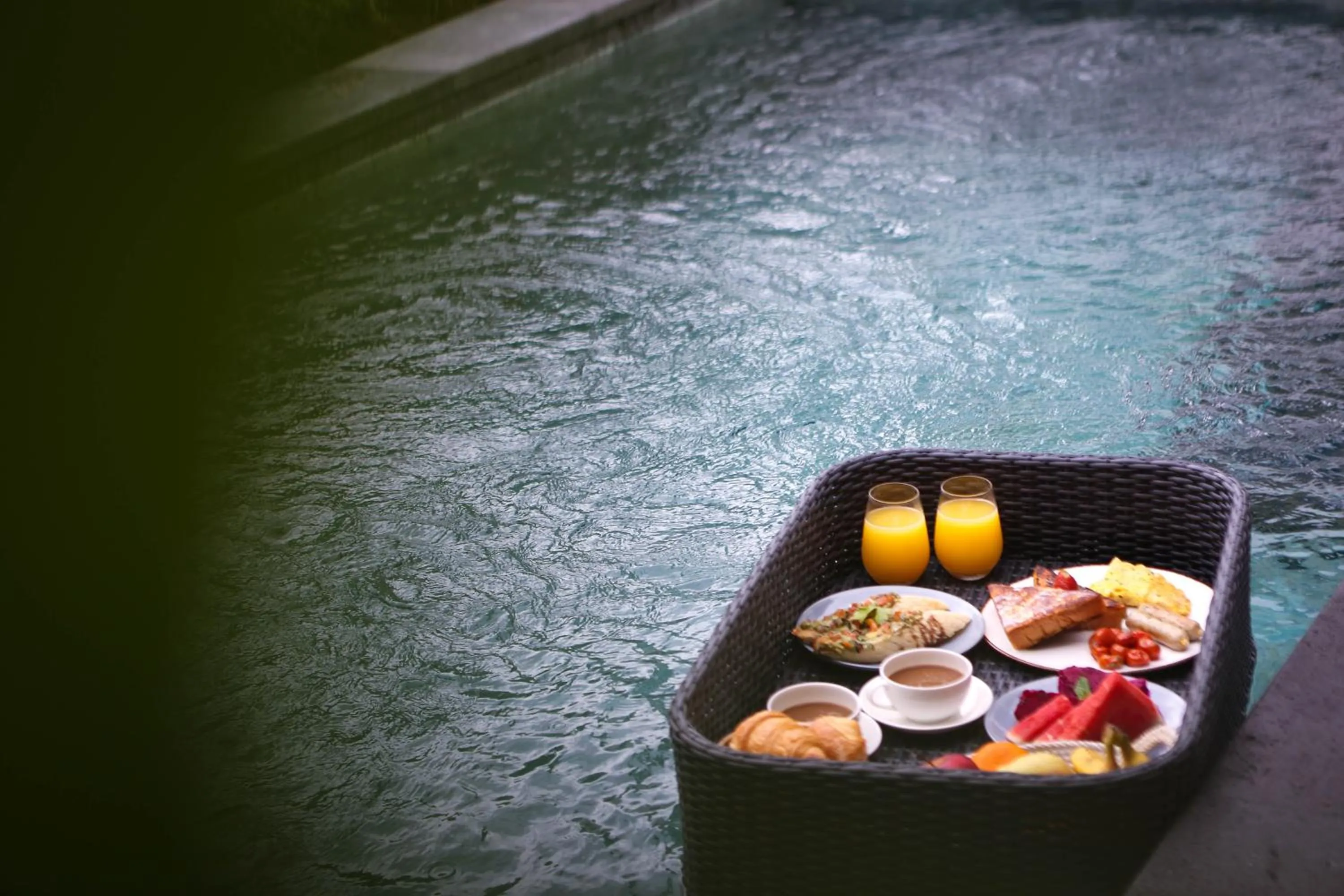 Food in Keliki Luxury Lodge