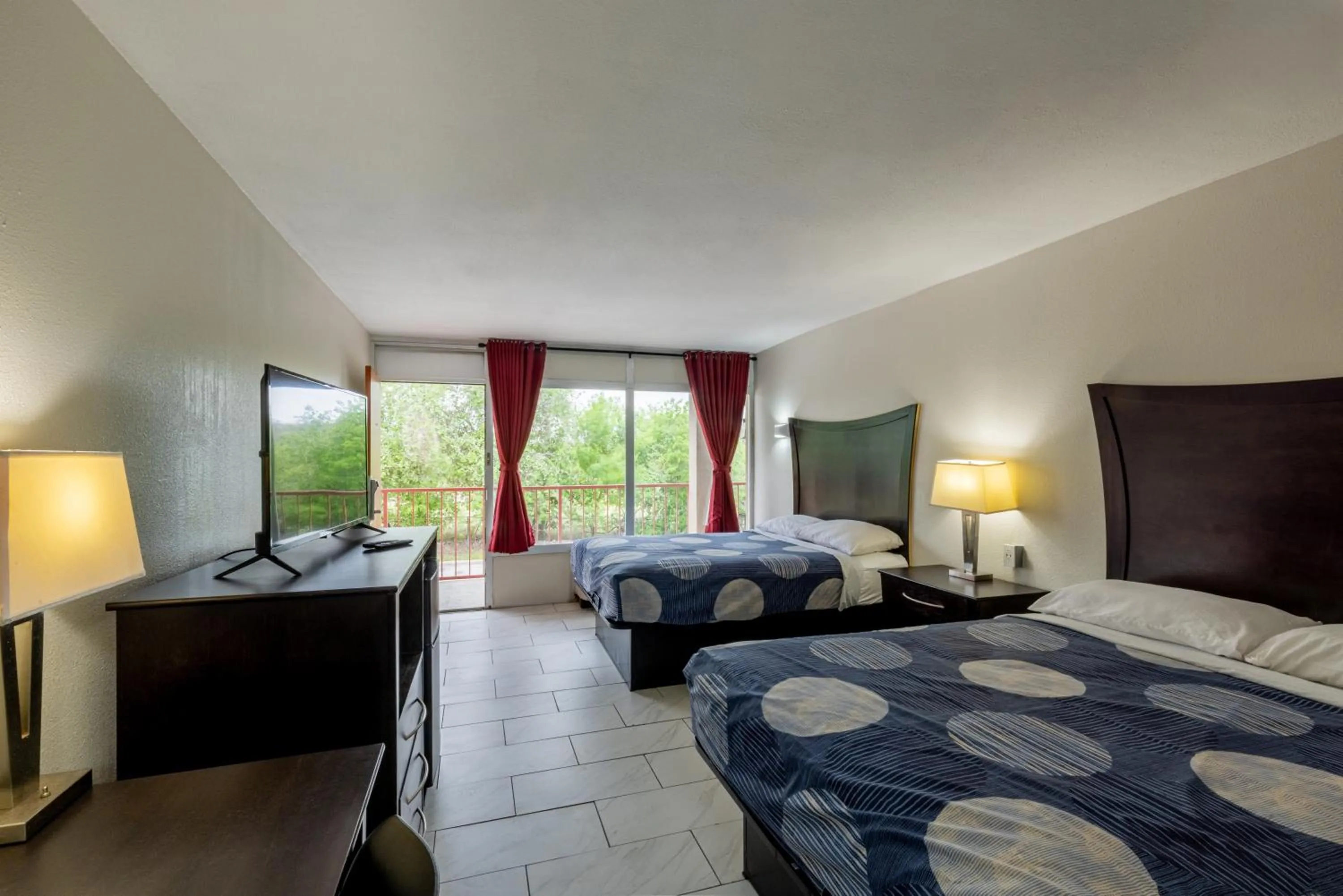 Bedroom, Bed in Executive Inn Beeville US 181