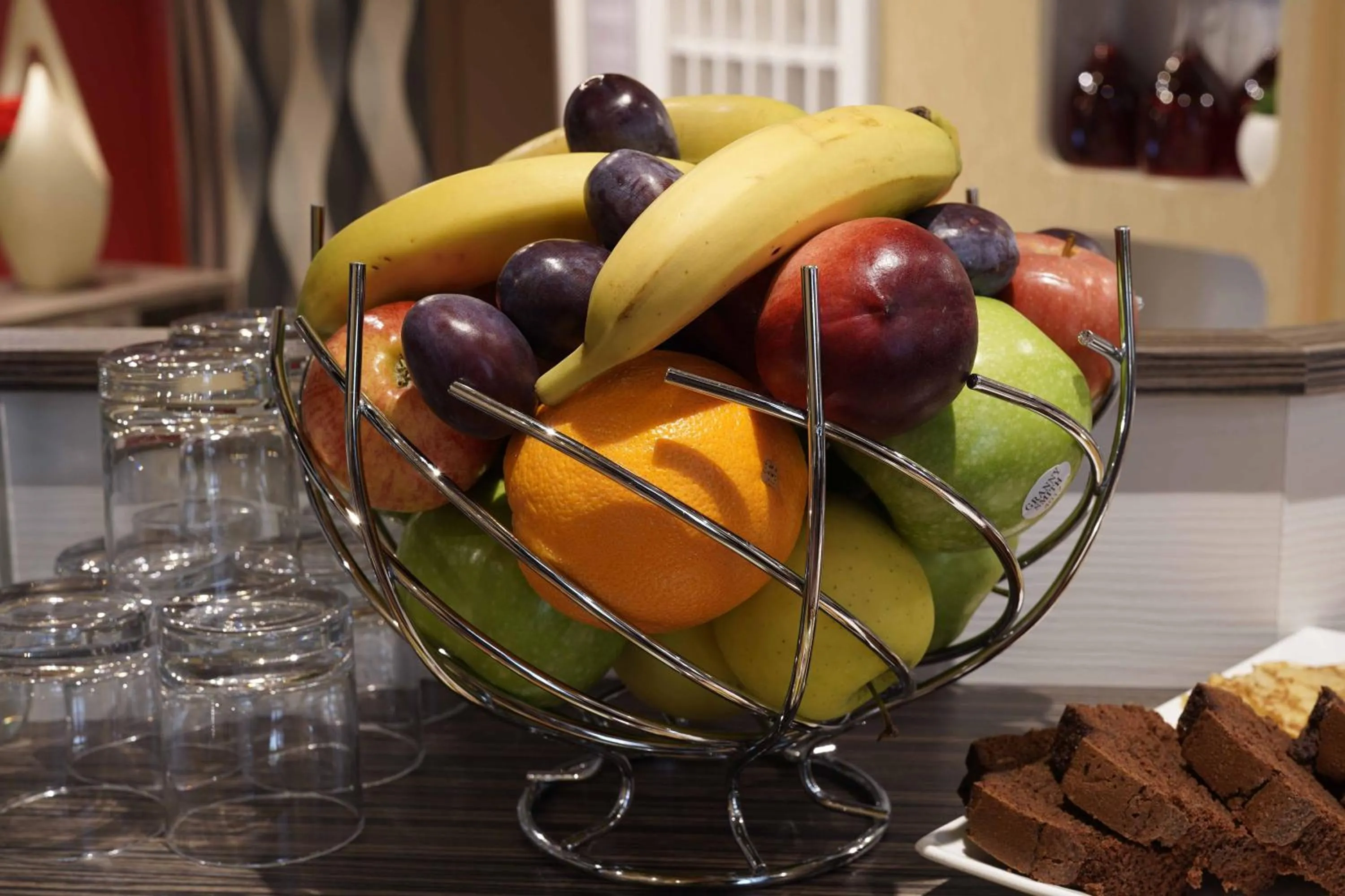 Buffet breakfast in Cit'Hotel La Résidence