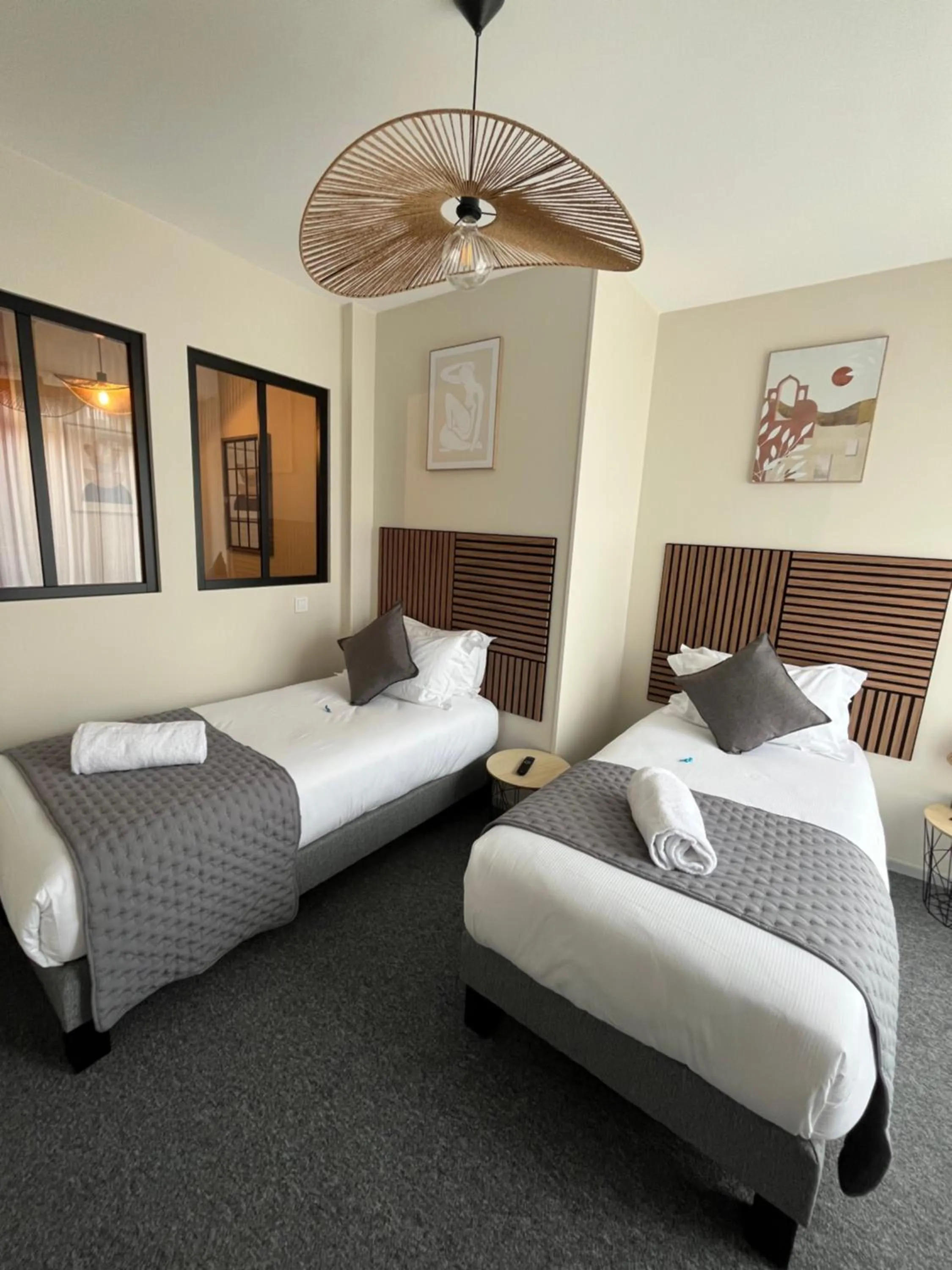 Bedroom, Bed in Cit'Hotel La Résidence