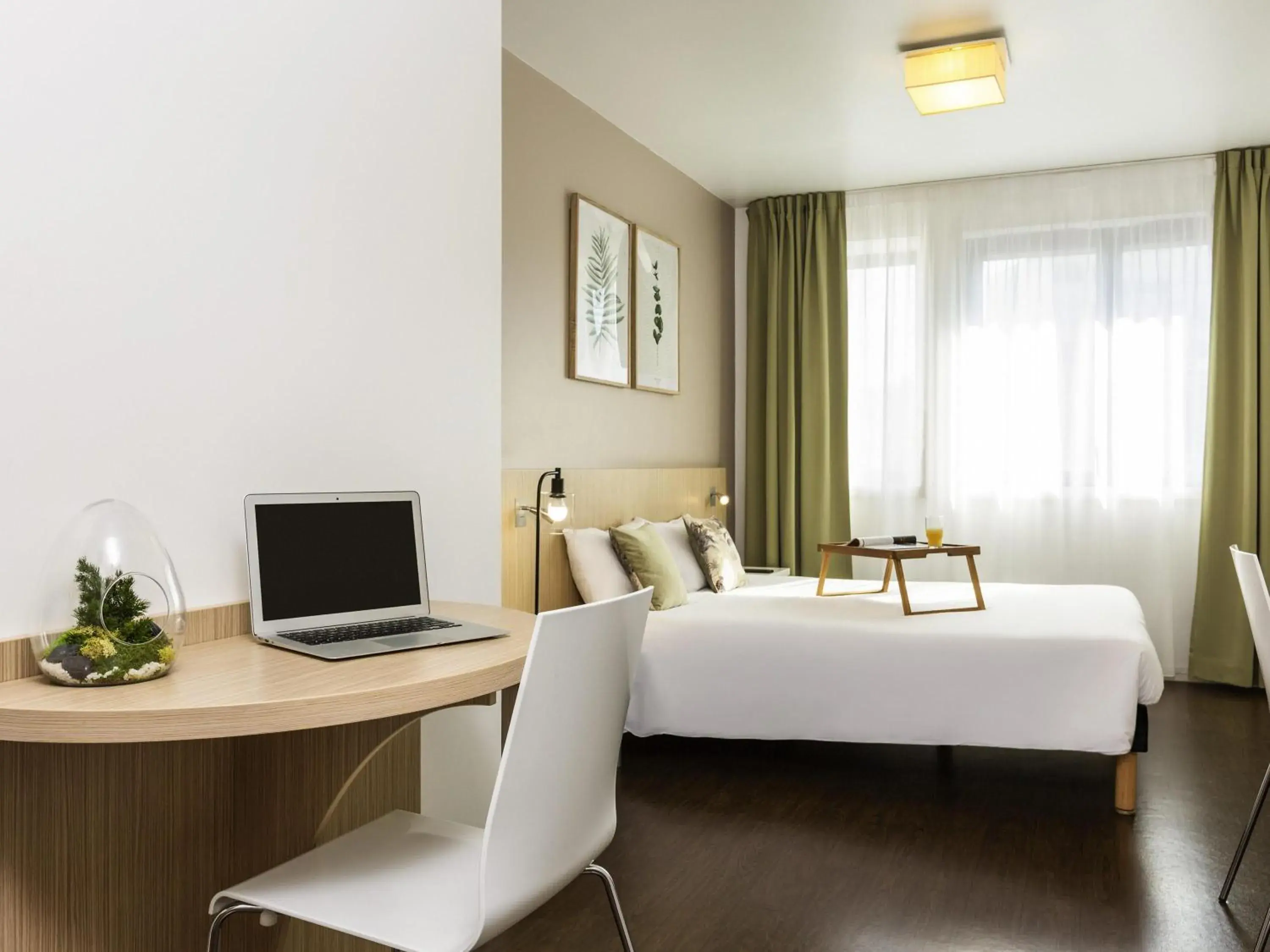 Bedroom, Bed in Aparthotel Adagio Access Paris Reuilly Bedroom, Bed in Aparthotel Adagio Access Paris Reuilly