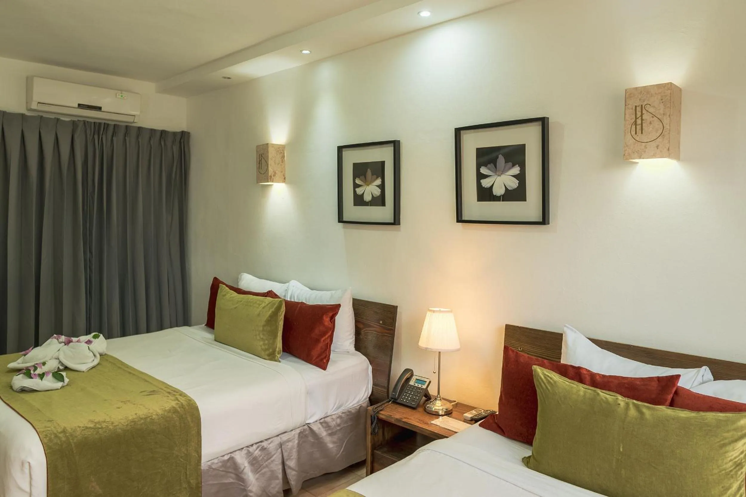 Bed in Hotel Silvestre