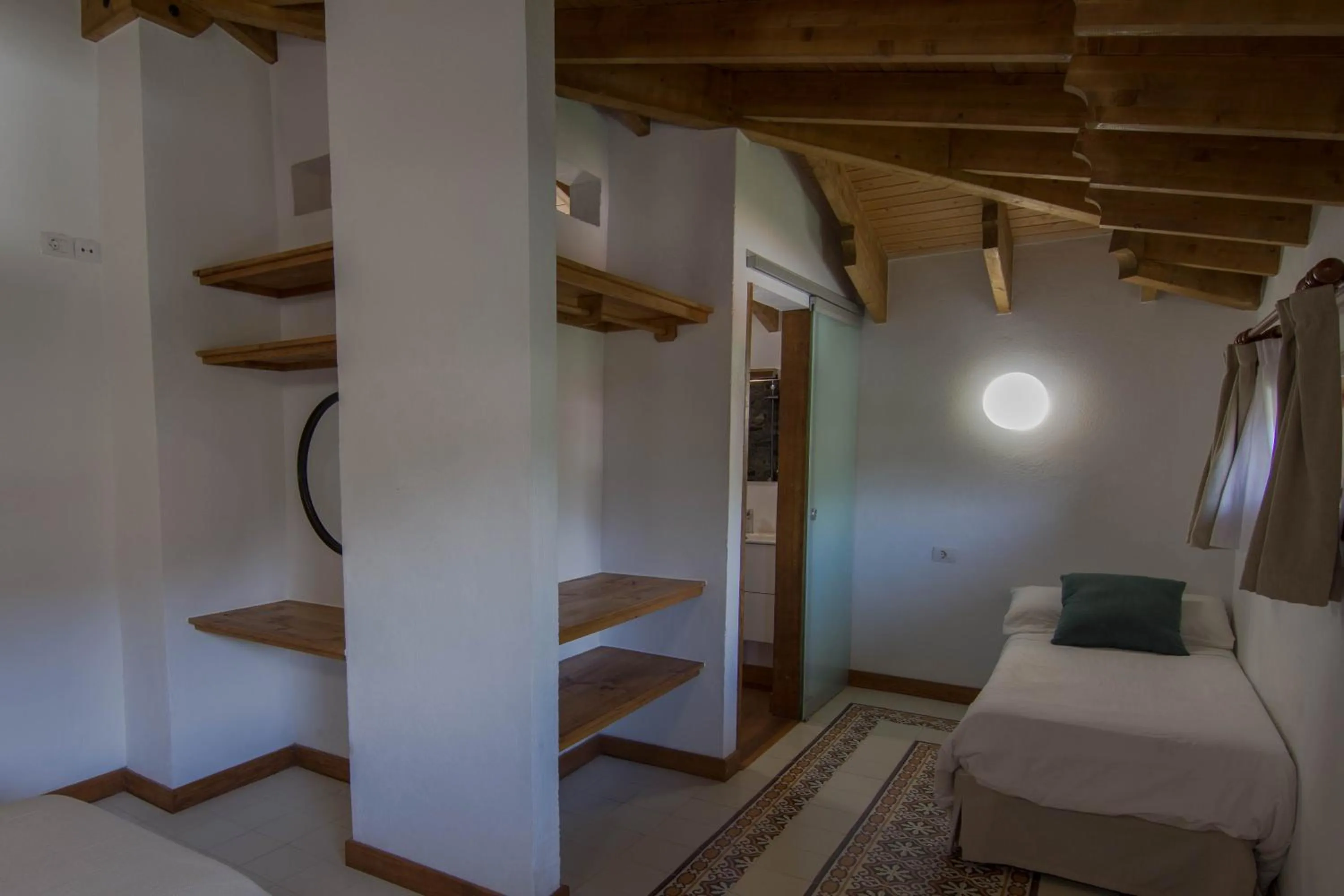 Photo of the whole room, Bed in Villa María