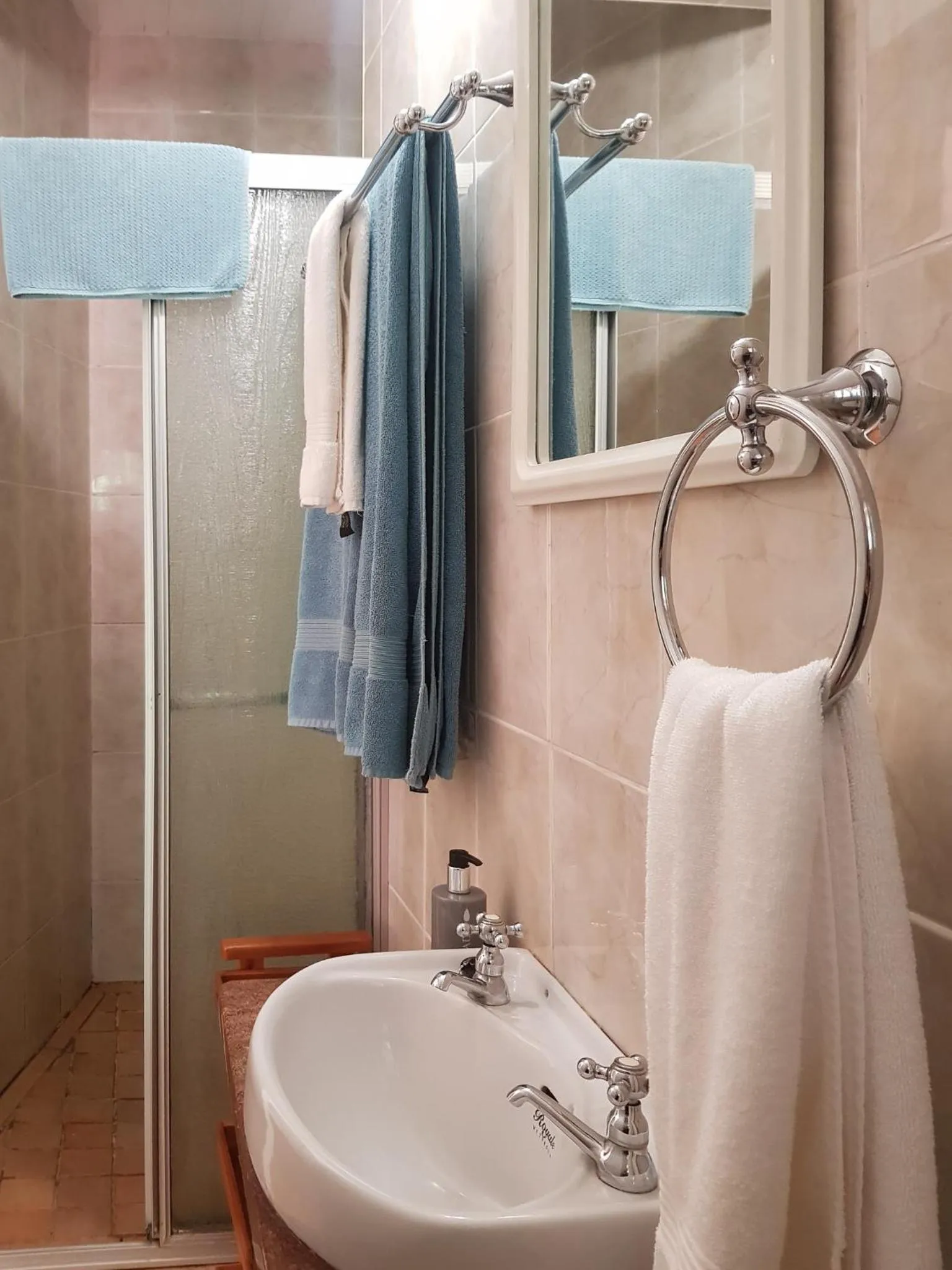 Bathroom in Santa Lucia Guest House