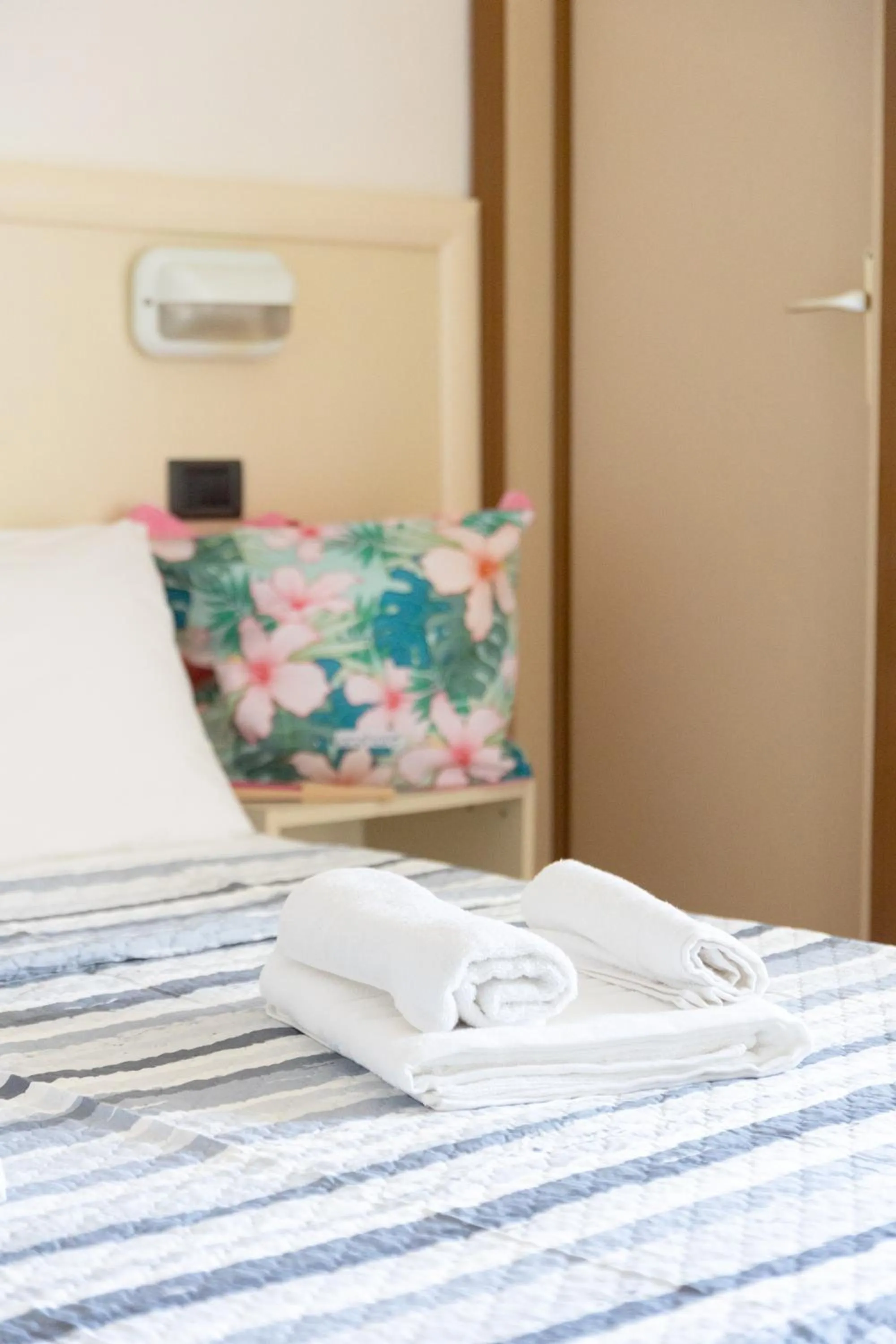 Bed in Hotel Mignon Riccione Fronte Mare