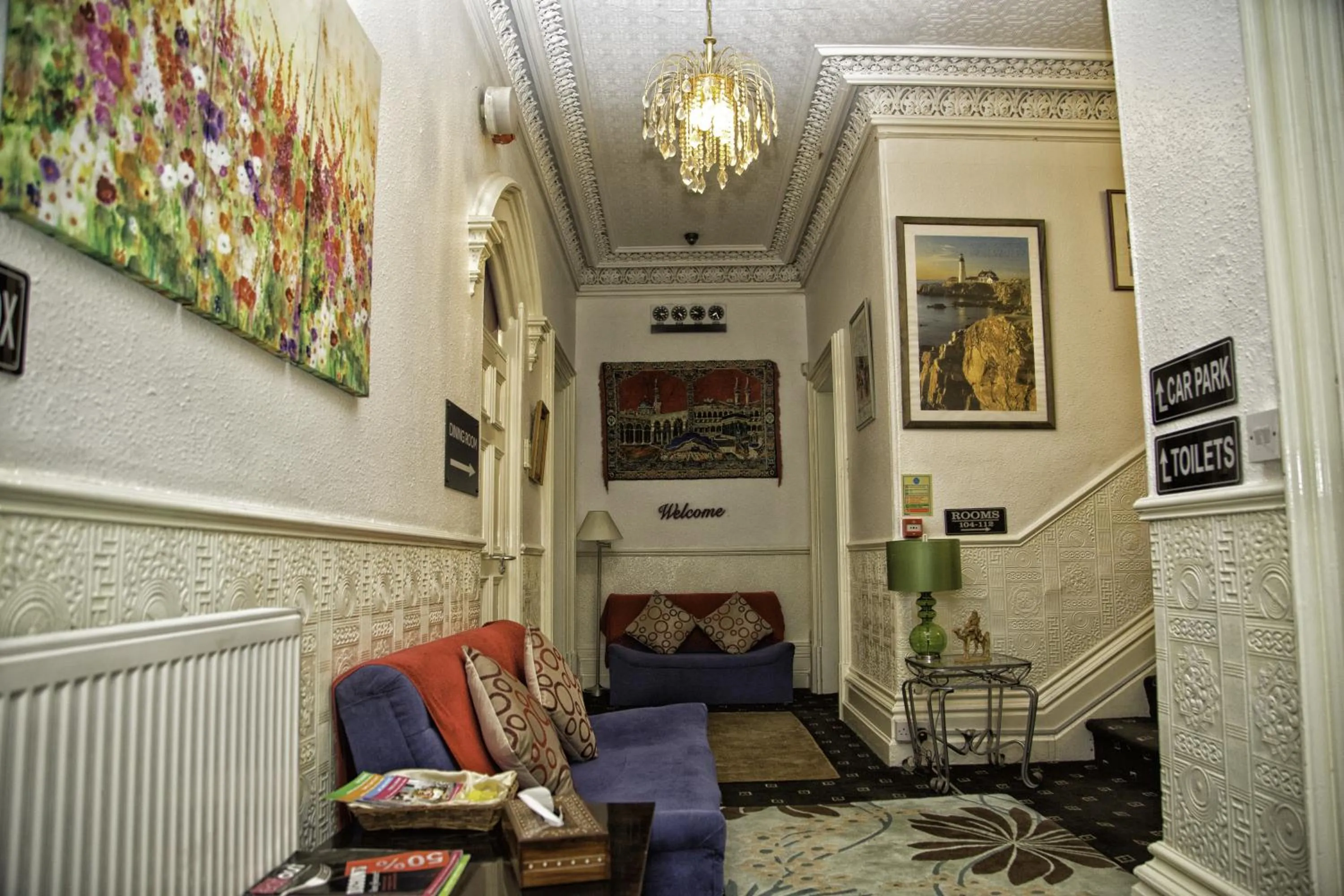 Facade/entrance in Ashfield Hotel