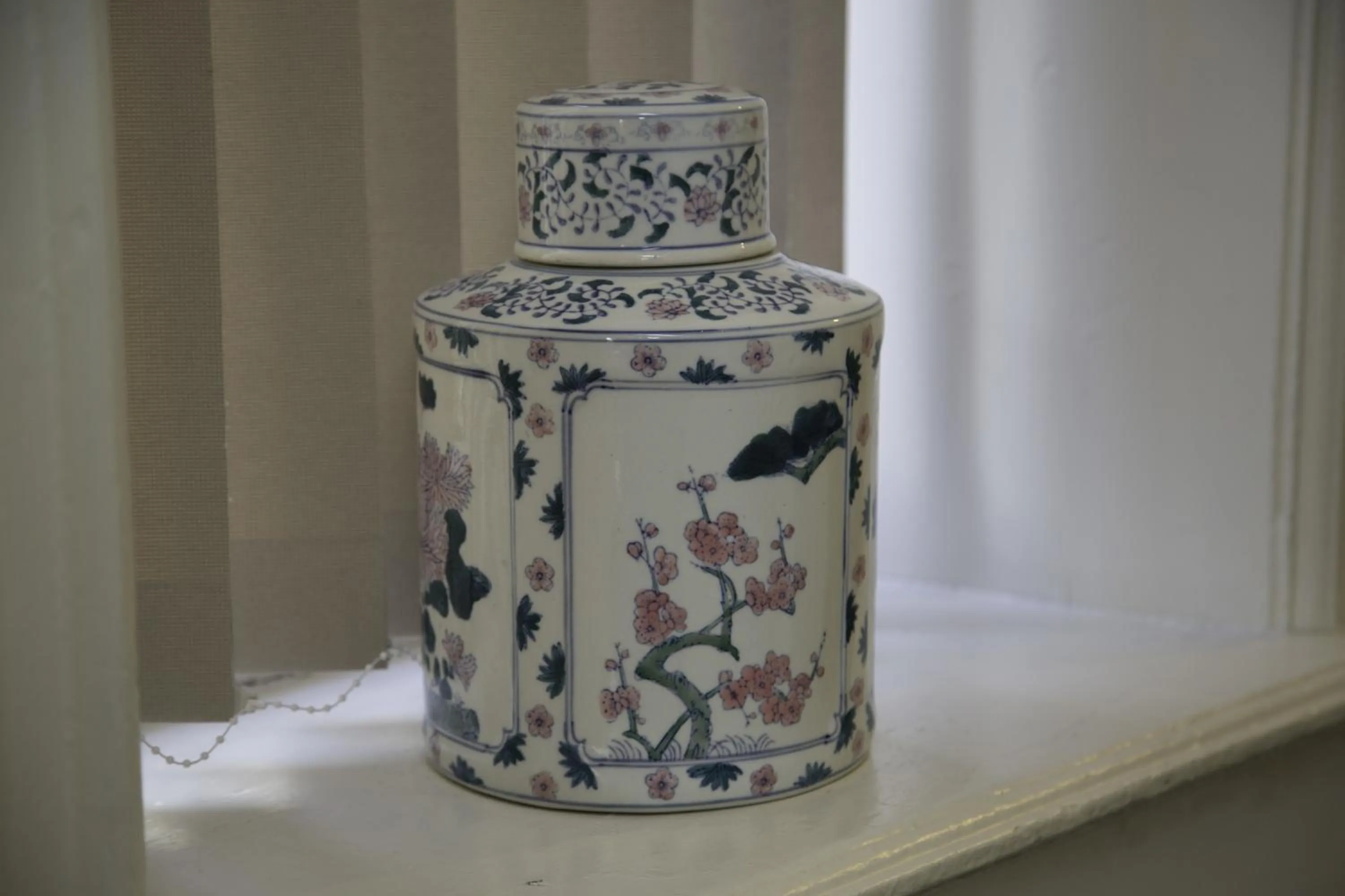 Facade/entrance in Ashfield Hotel