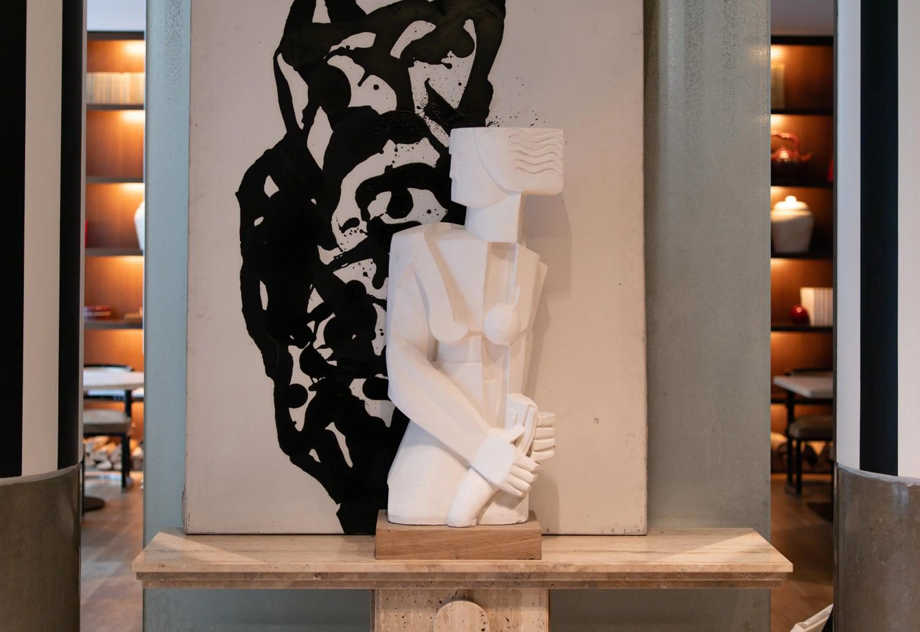 Decorative detail in Grand Hôtel Champs-Elysées