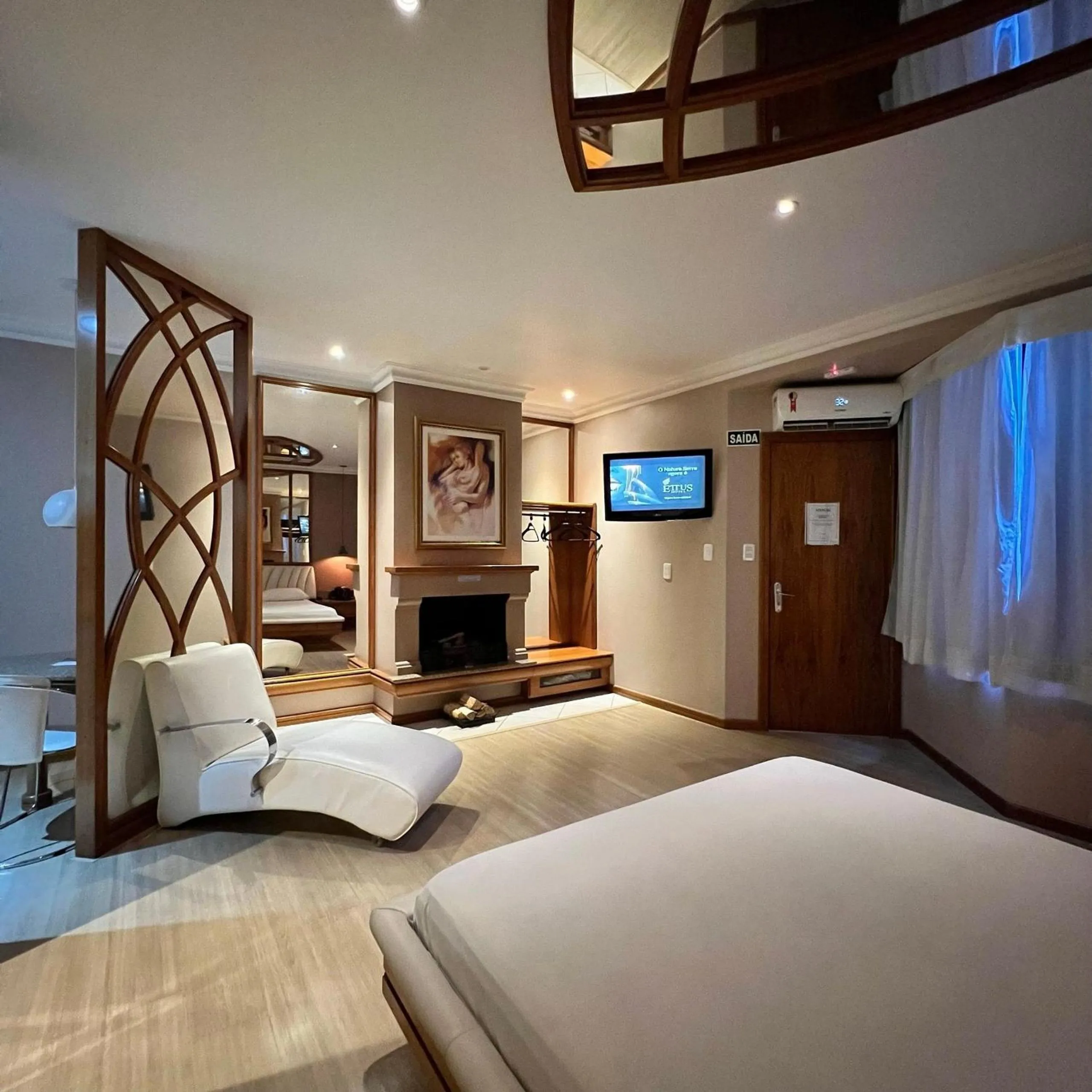 TV and multimedia, Bed in Ettus
