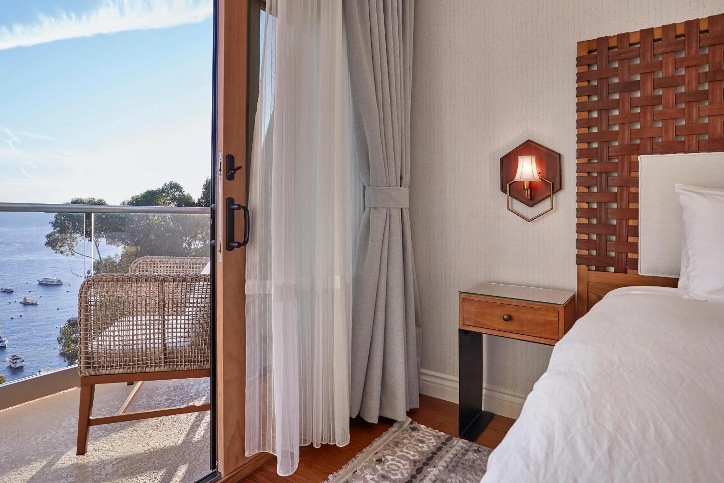 Balcony/Terrace, Bed in Zane Grey Pueblo Hotel