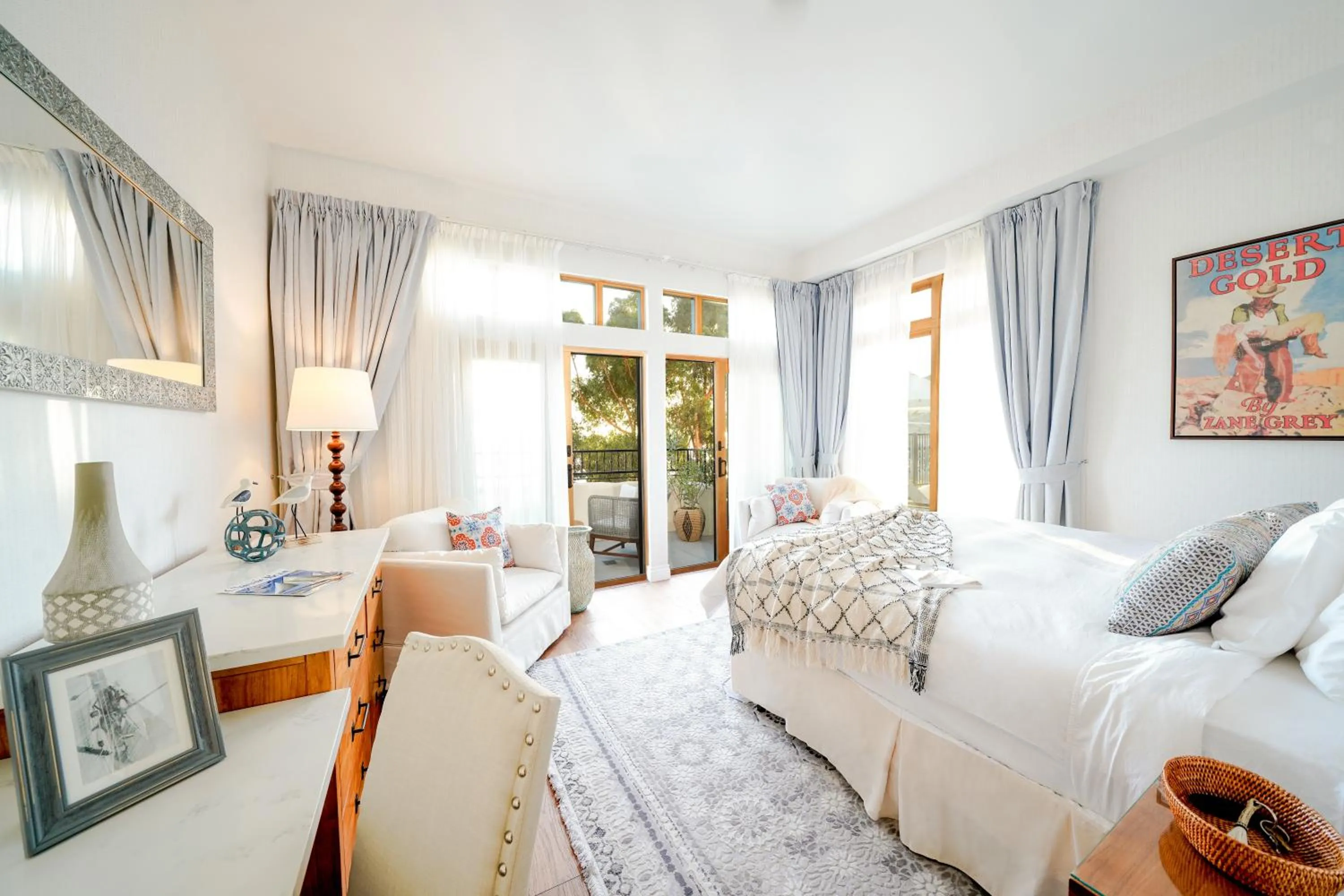 Bedroom, Bed in Zane Grey Pueblo Hotel