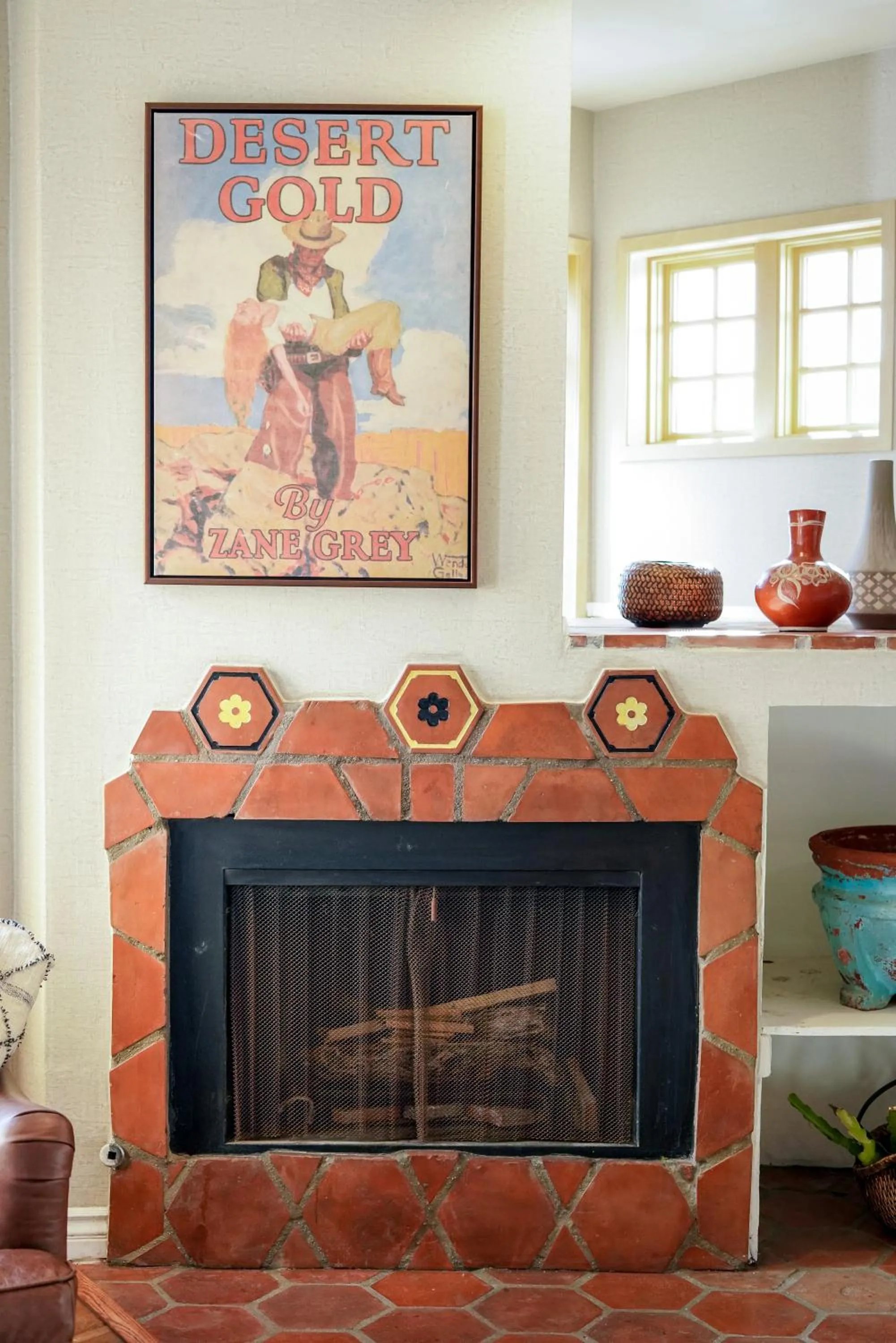 Living room in Zane Grey Pueblo Hotel
