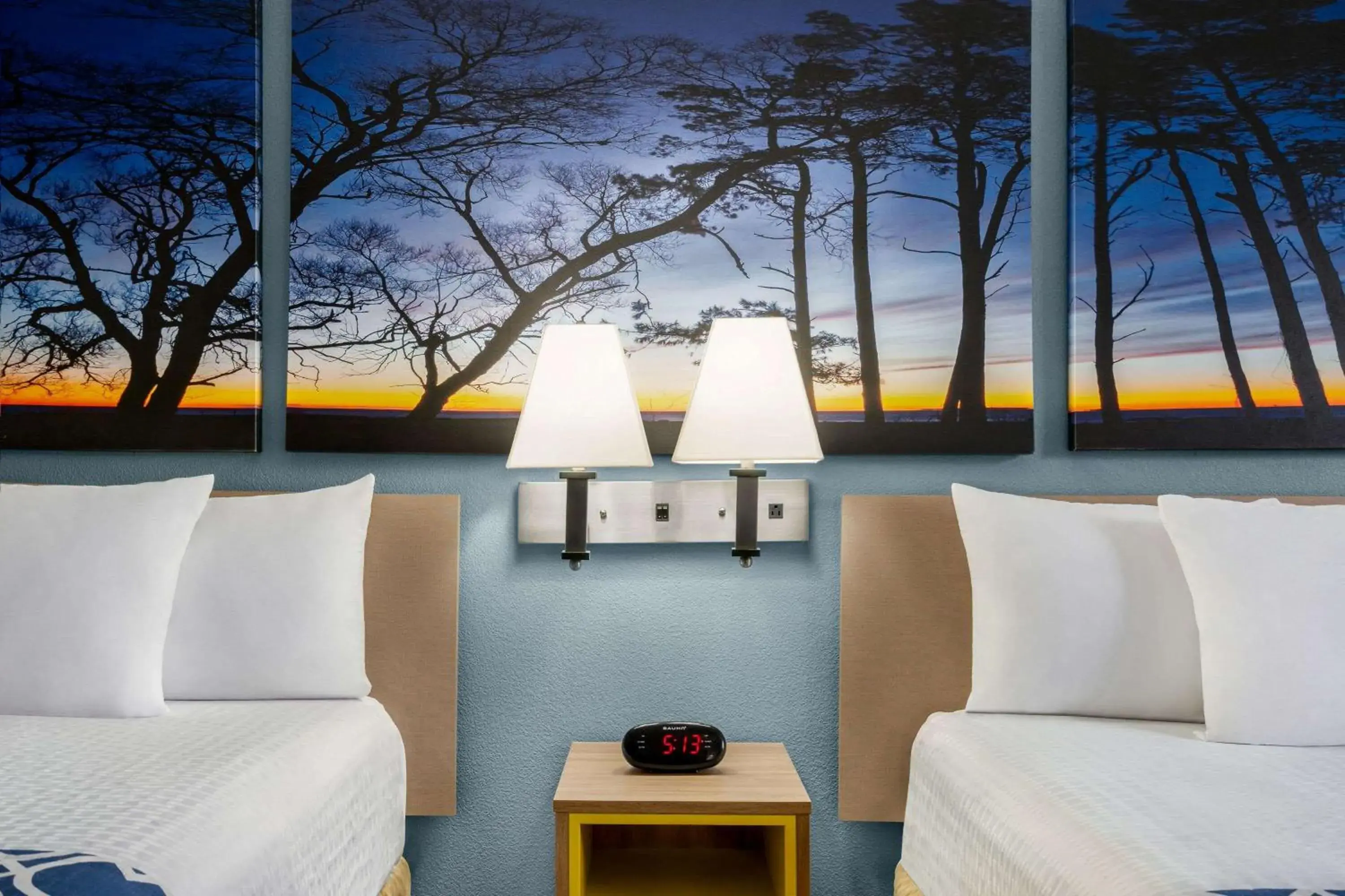 Photo of the whole room in Days Inn by Wyndham Canastota Verona Photo of the whole room in Days Inn by Wyndham Canastota Verona