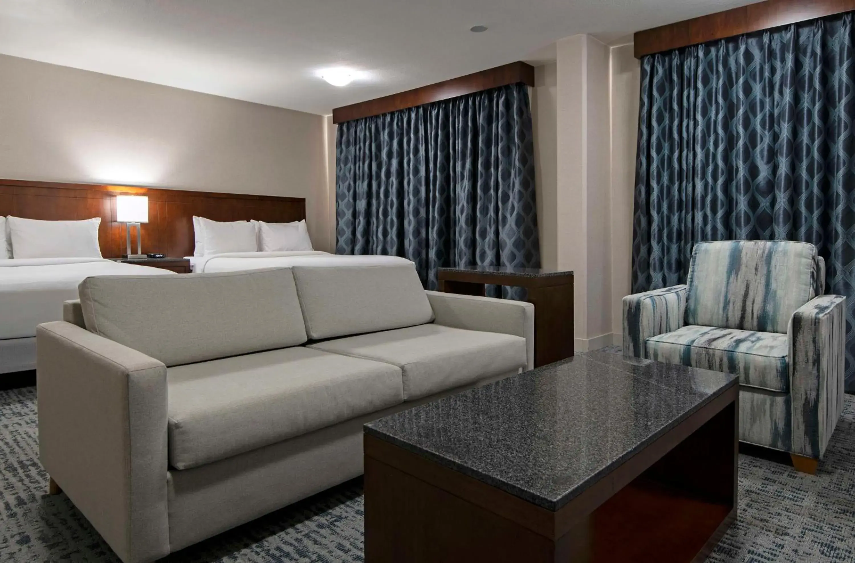 Living room in DoubleTree by Hilton - Kamloops Living room in DoubleTree by Hilton - Kamloops