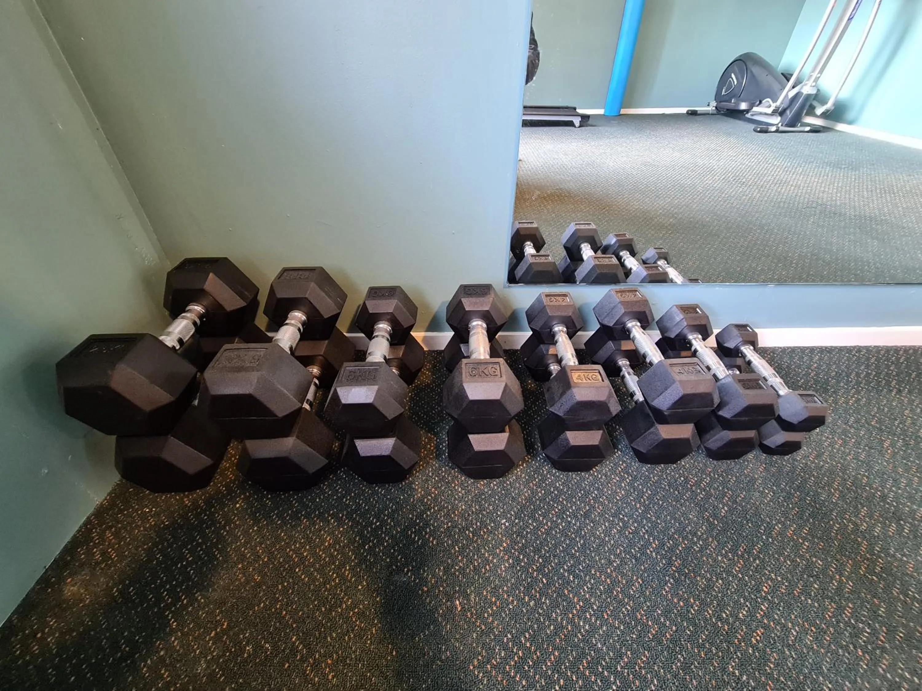 Fitness centre/facilities in Chateau Backpackers & Motels