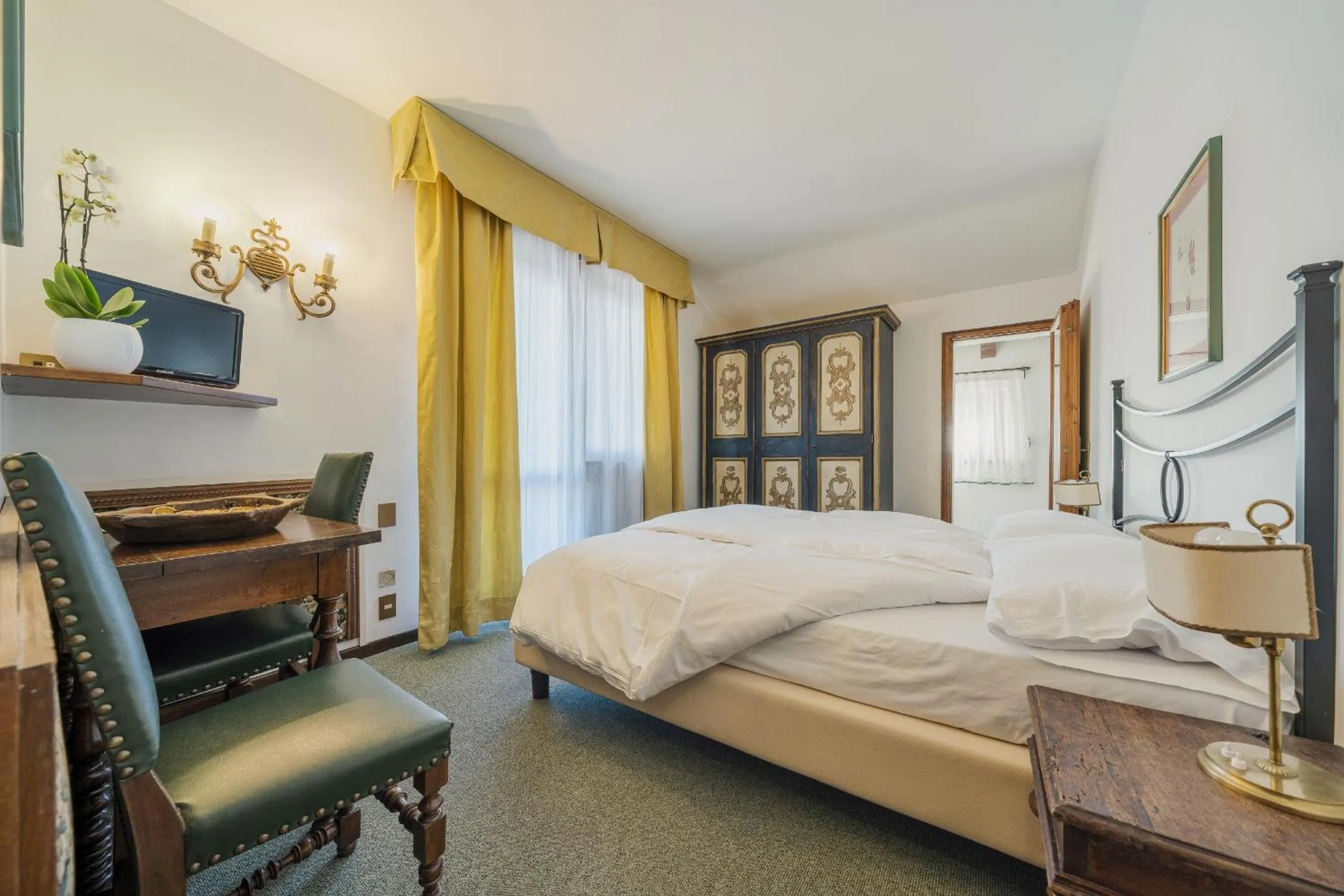 Bed in Hotel Capannina