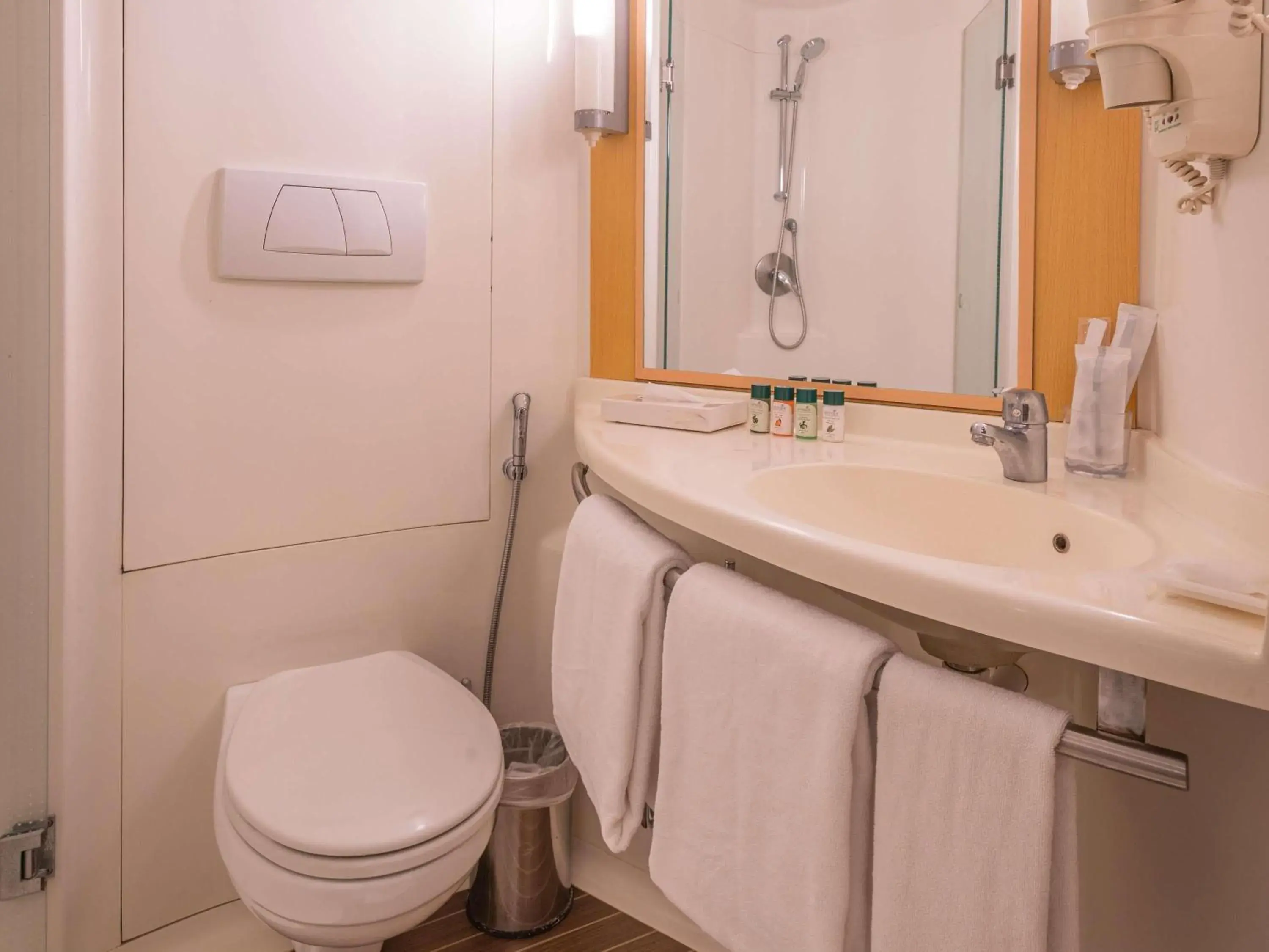 Bedroom in ibis Jaipur City Centre - An Accor Brand Bedroom in ibis Jaipur City Centre - An Accor Brand