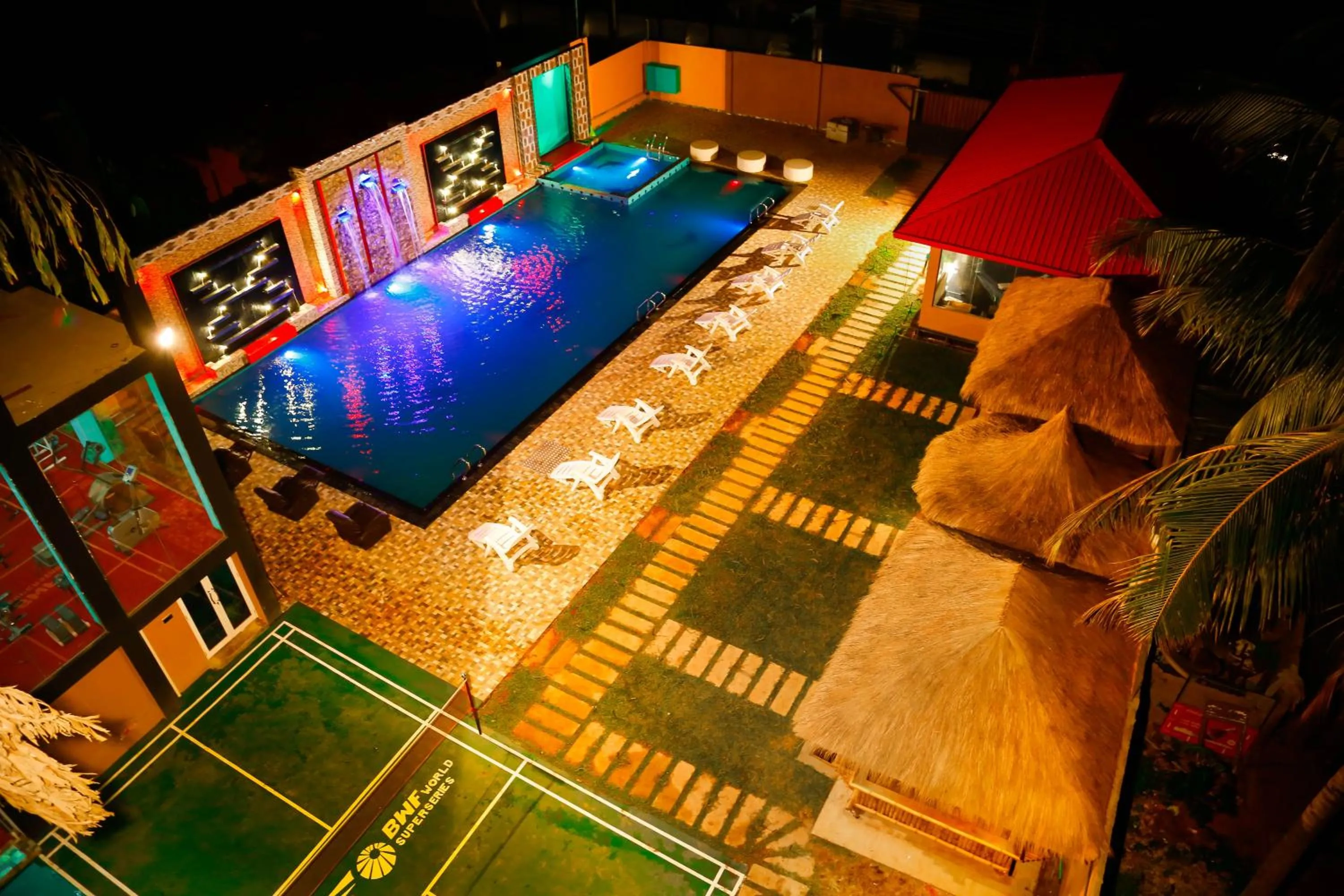 Hotel White House