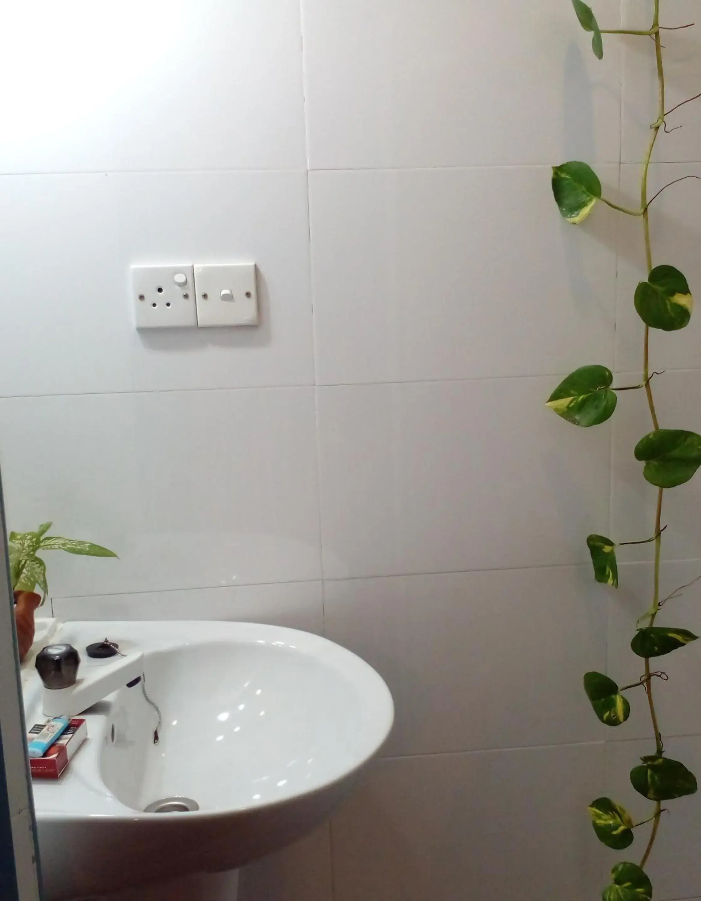 Standard Triple Room with Sea View in Malika's Yellow House Standard Triple Room with Sea View in Malika's Yellow House