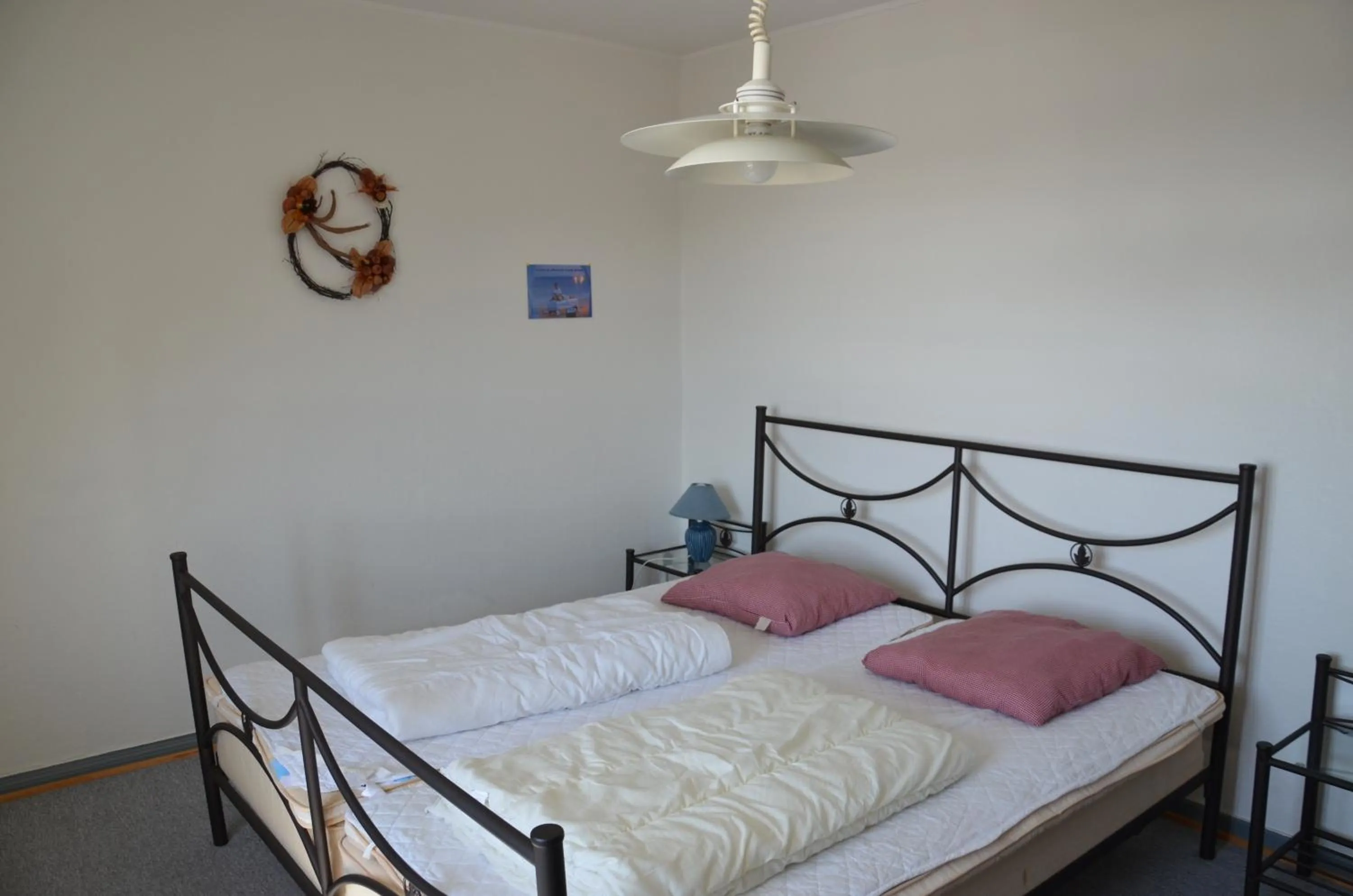 Photo of the whole room, Bed in Ferie På Toppen