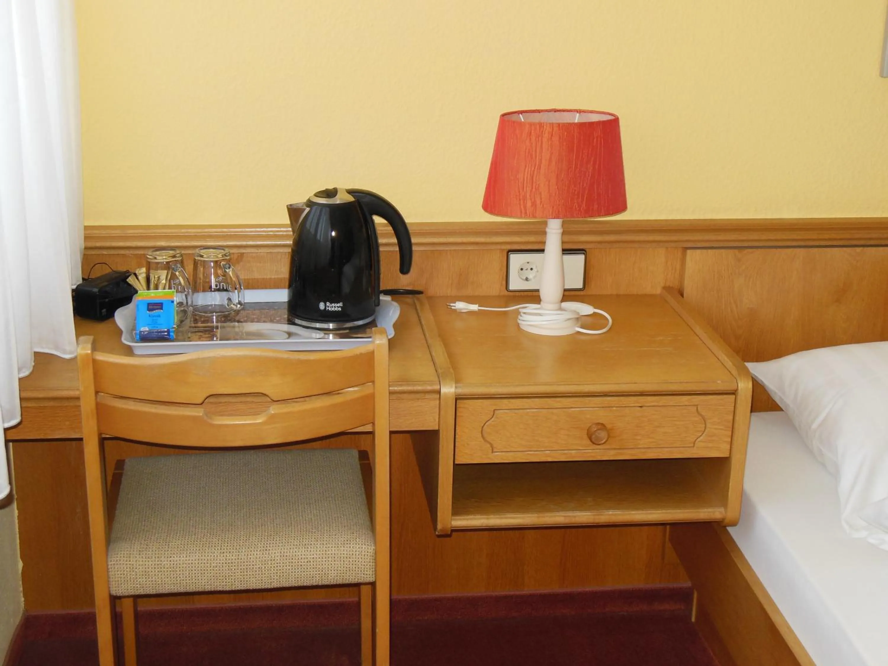 Decorative detail, Bed in Grüner Baum