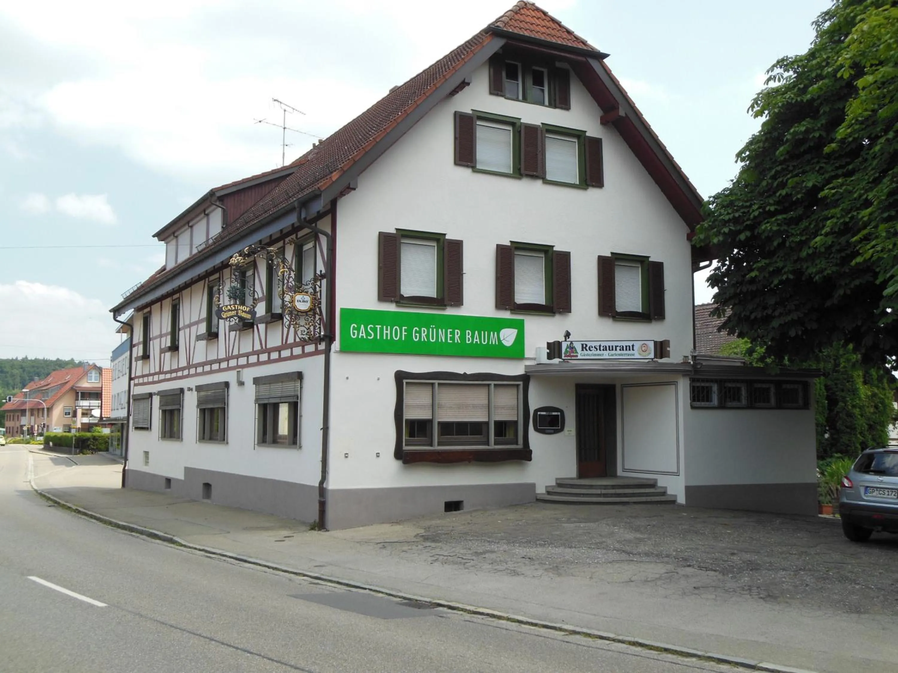 Facade/entrance in Grüner Baum