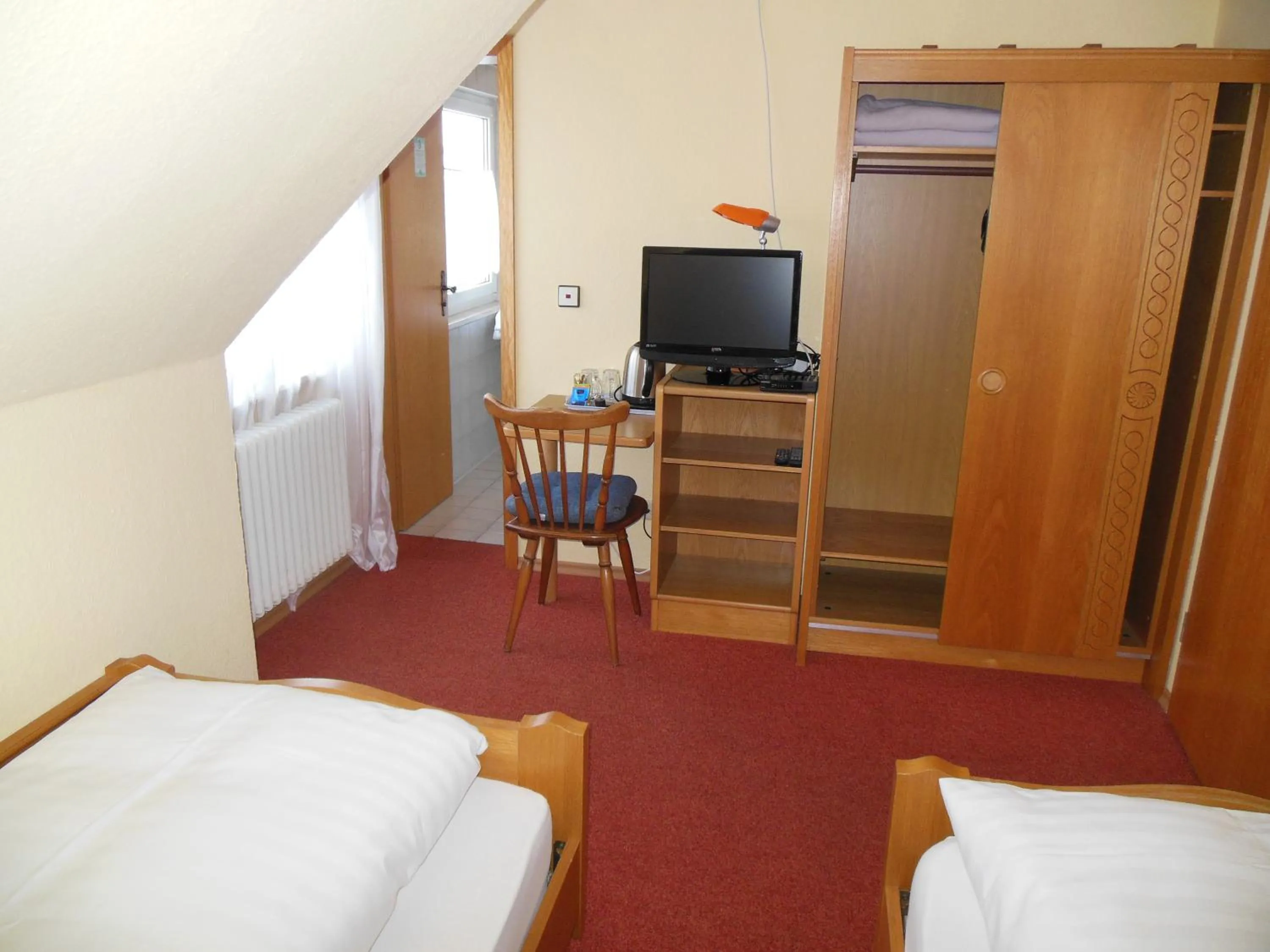 Decorative detail, Bed in Grüner Baum