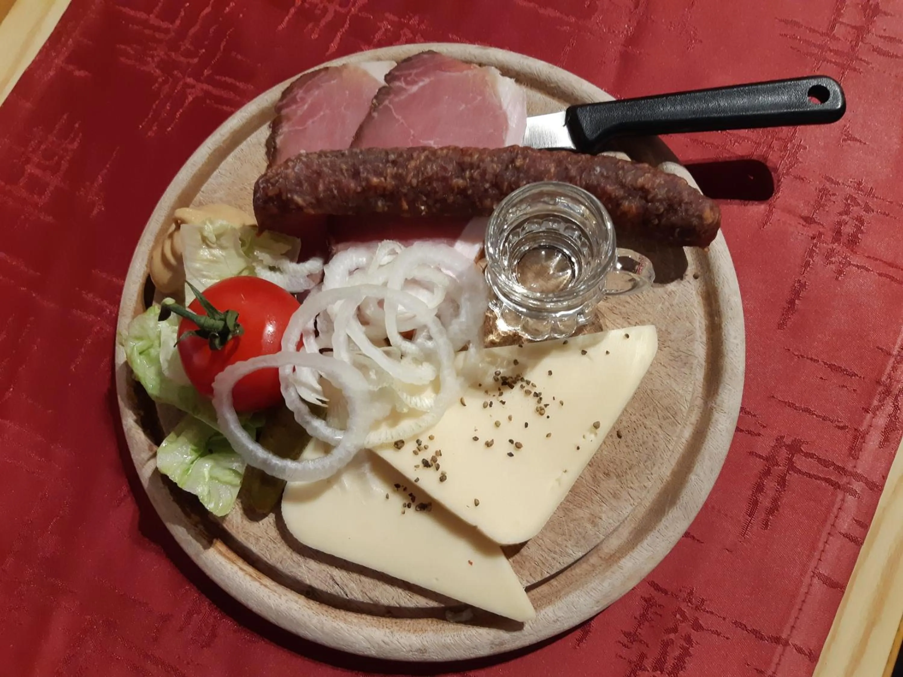 Food and drinks in Gasthof Weißkugel