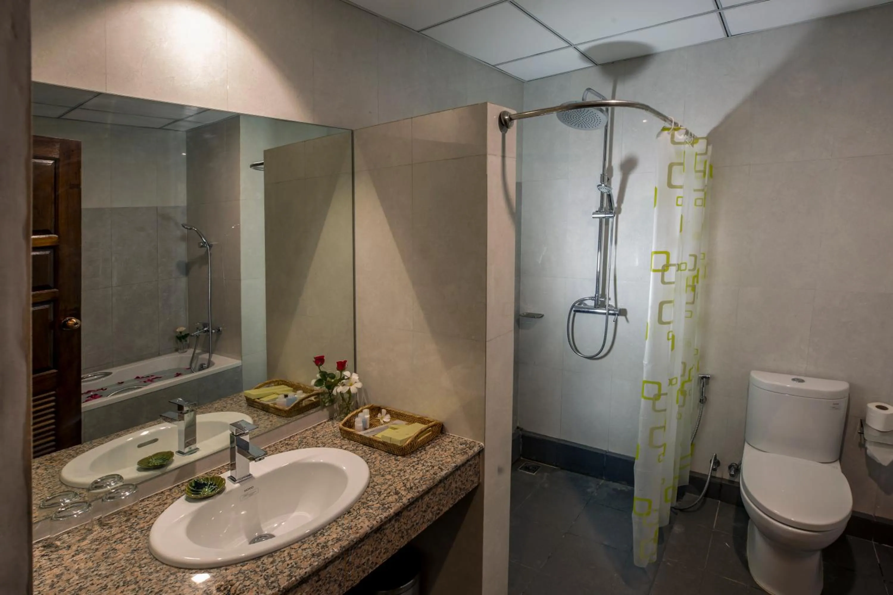 Toilet in Acacia Hotel Bagan