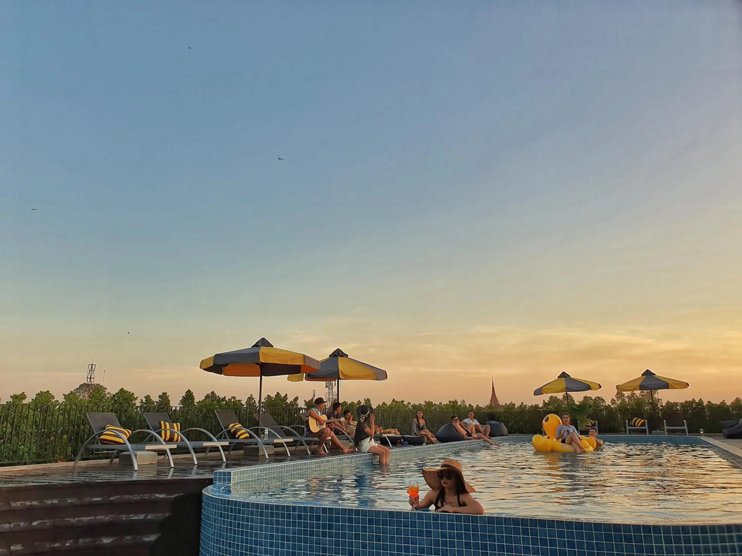 People in The Twizt - Lifestyle Hostel & Hotel