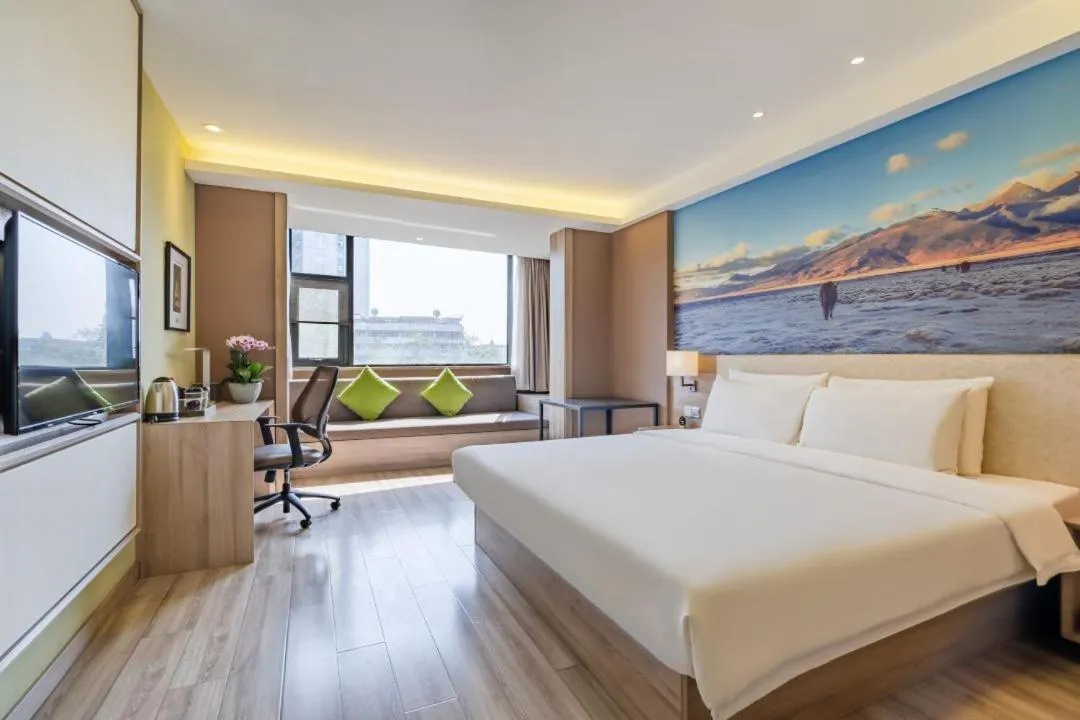 Bedroom in Atour Hotel Chengdu Wuhou Temple