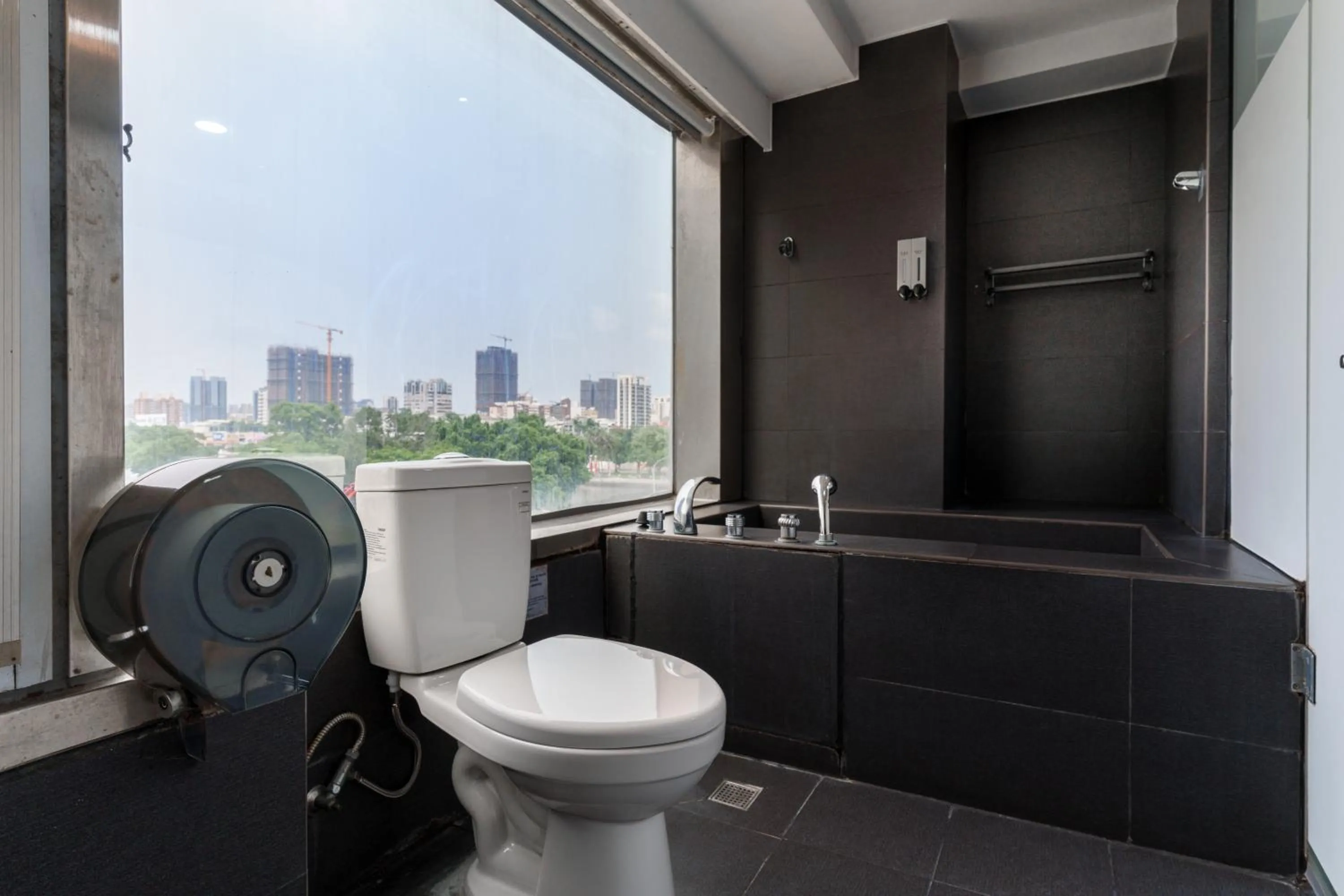 Bathroom in Love River Inn 愛河日央