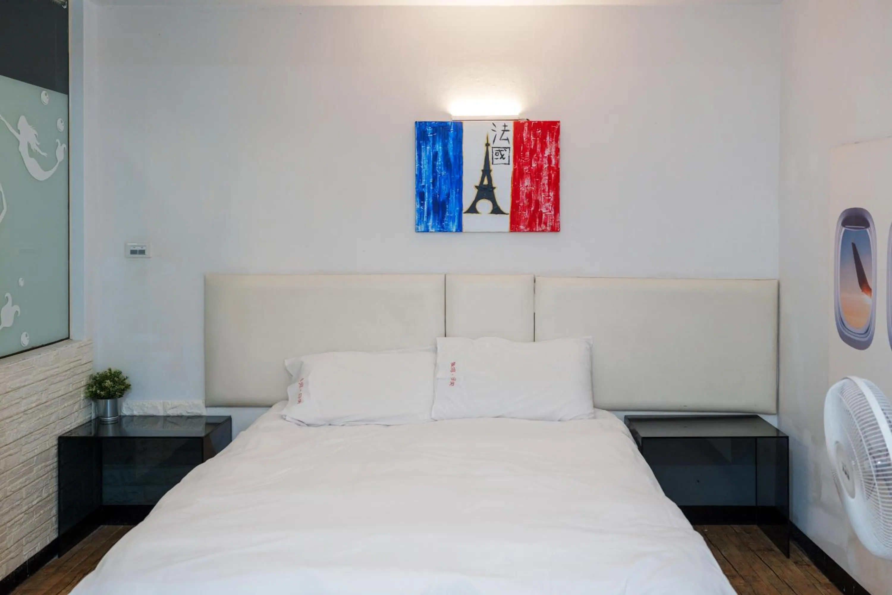 Bedroom, Bed in Love River Inn 愛河日央