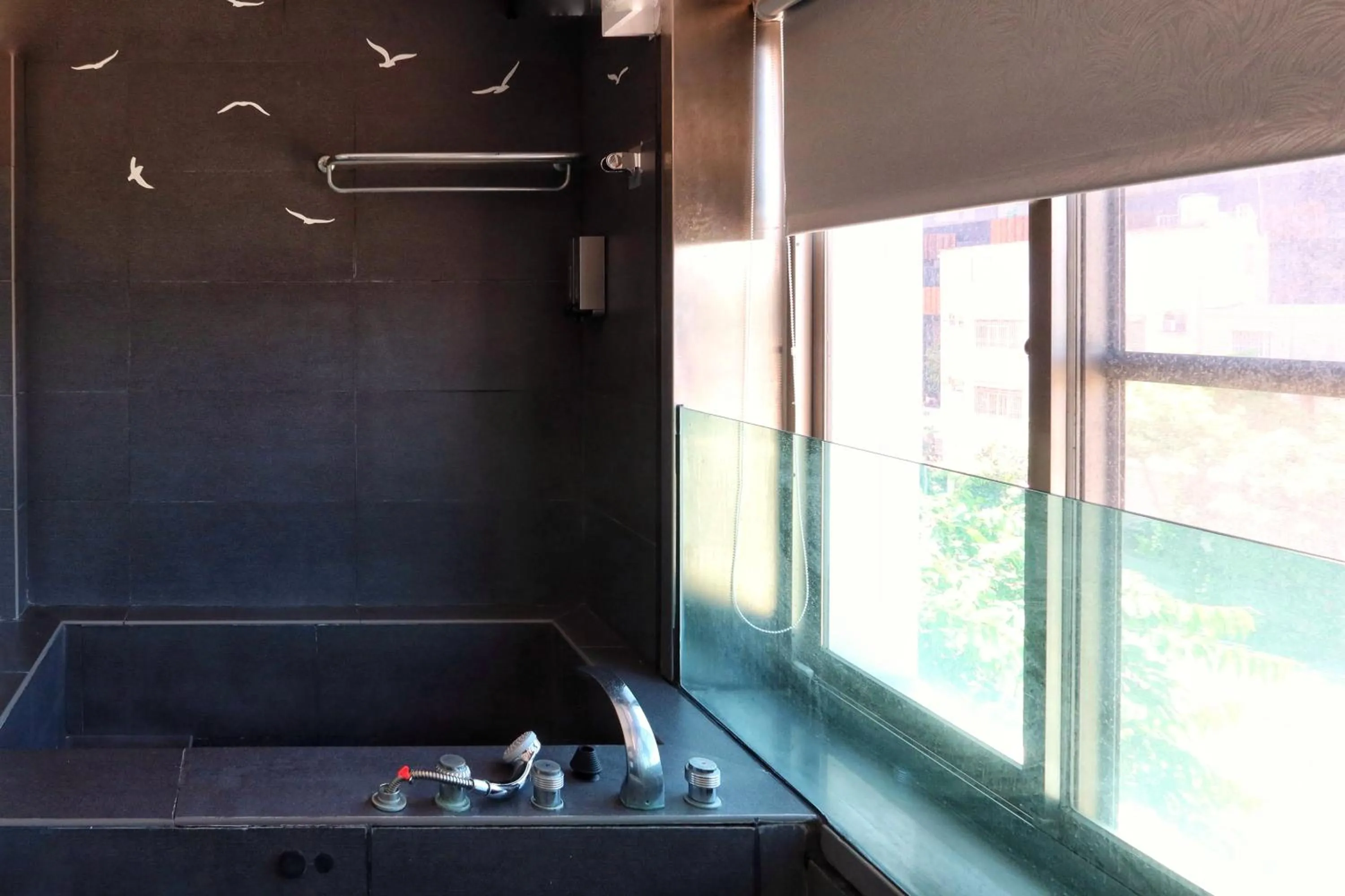 Bathroom in Love River Inn 愛河日央