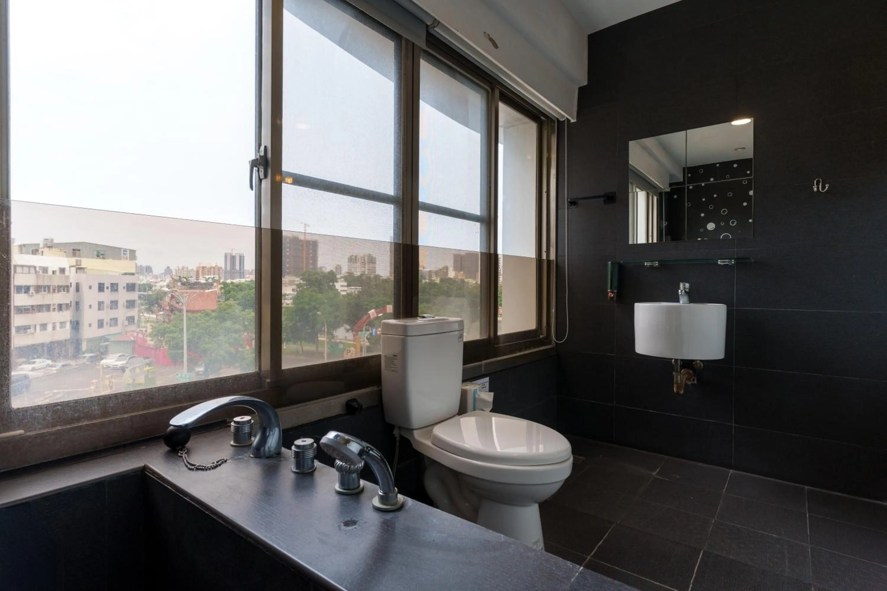 Bathroom in Love River Inn 愛河日央