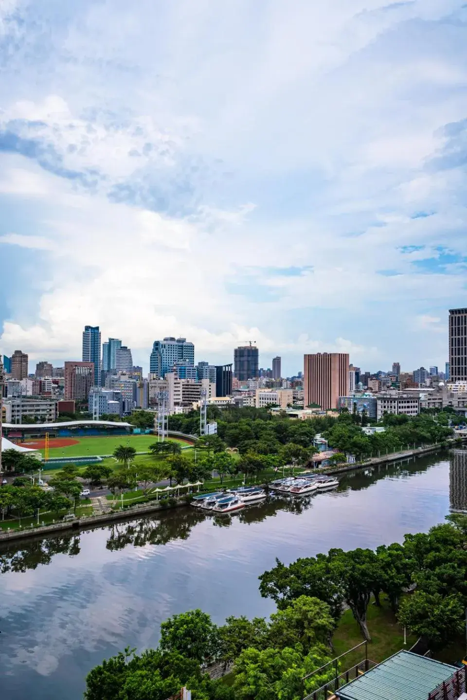 Landmark view in Love River Inn 愛河日央 Landmark view in Love River Inn 愛河日央