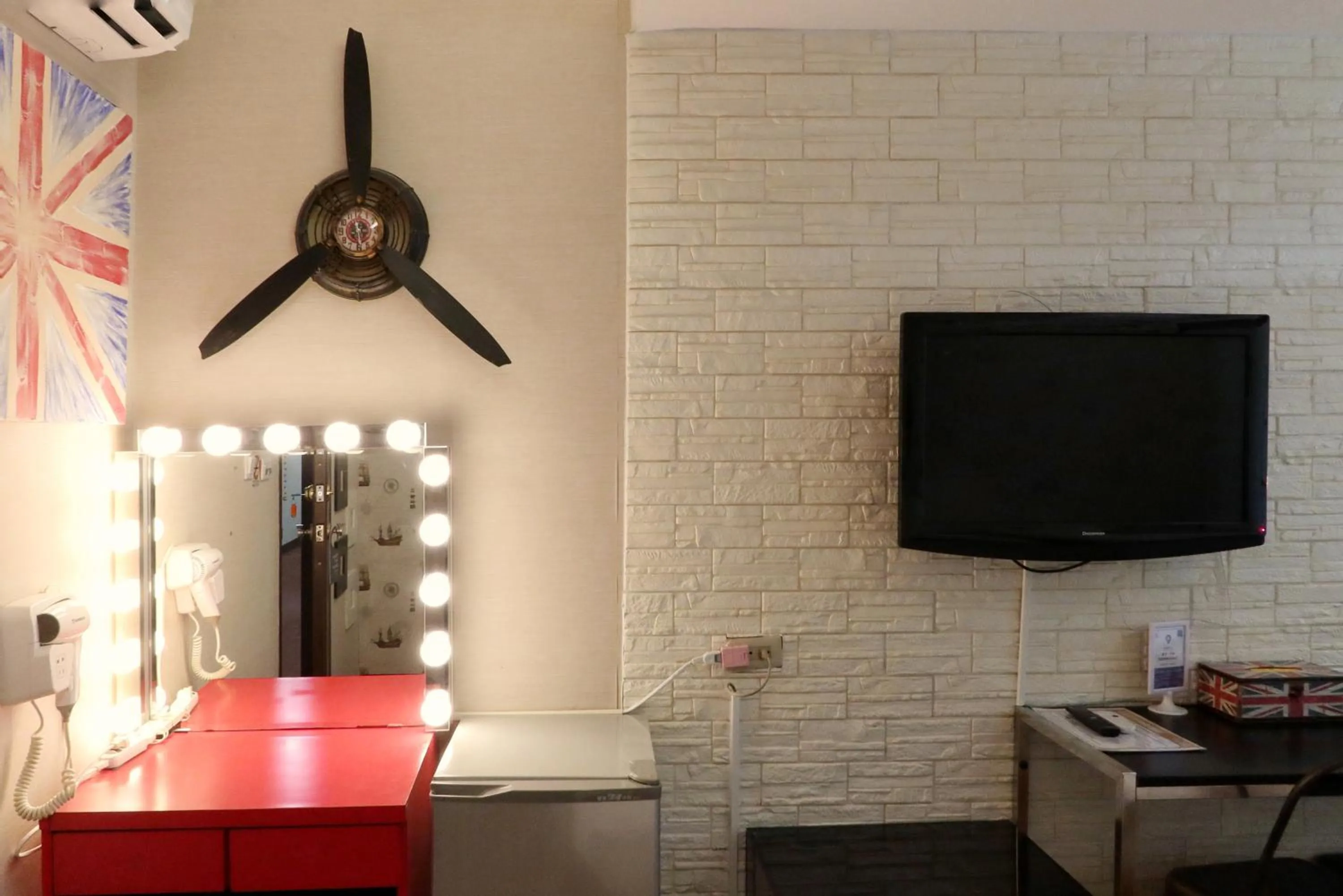 TV and multimedia in Love River Inn 愛河日央