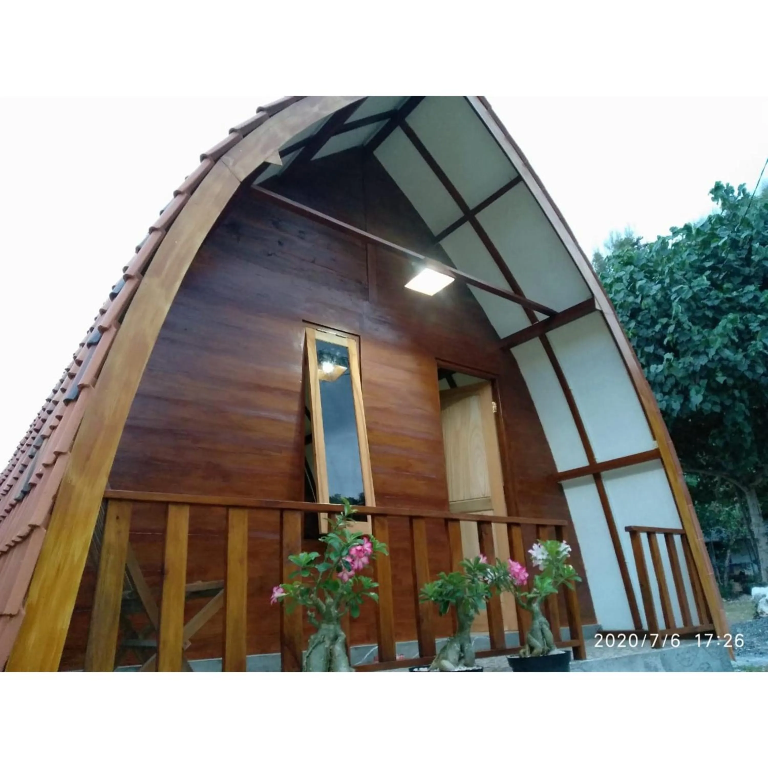 Area and facilities in Penginapan Griya Watukelir