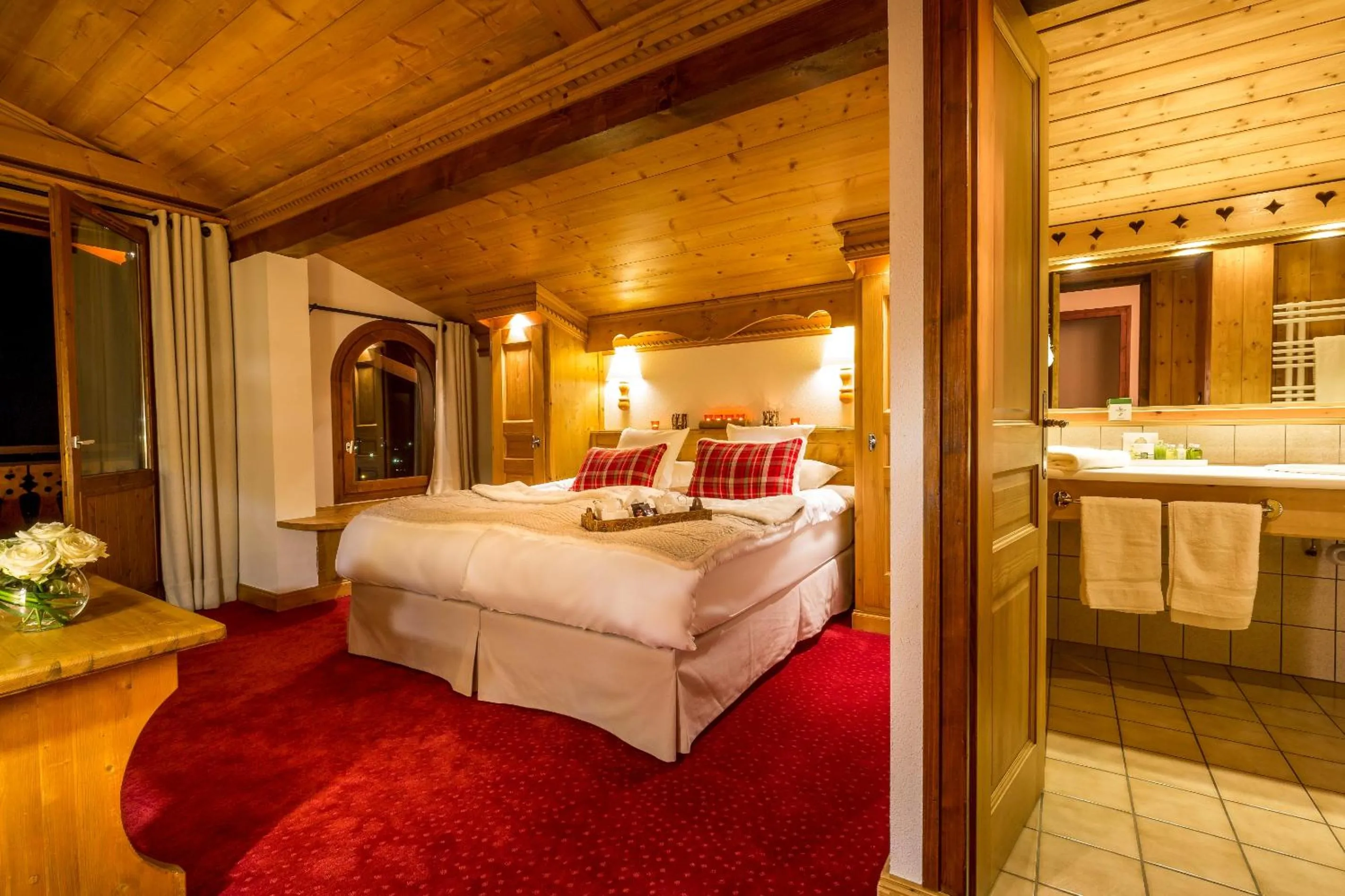 Bed in Hotel & Spa Le Dahu
