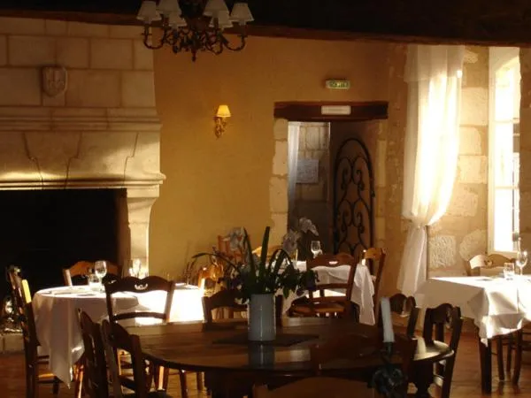 Restaurant/places to eat in Le Relais du Lyon d'Or