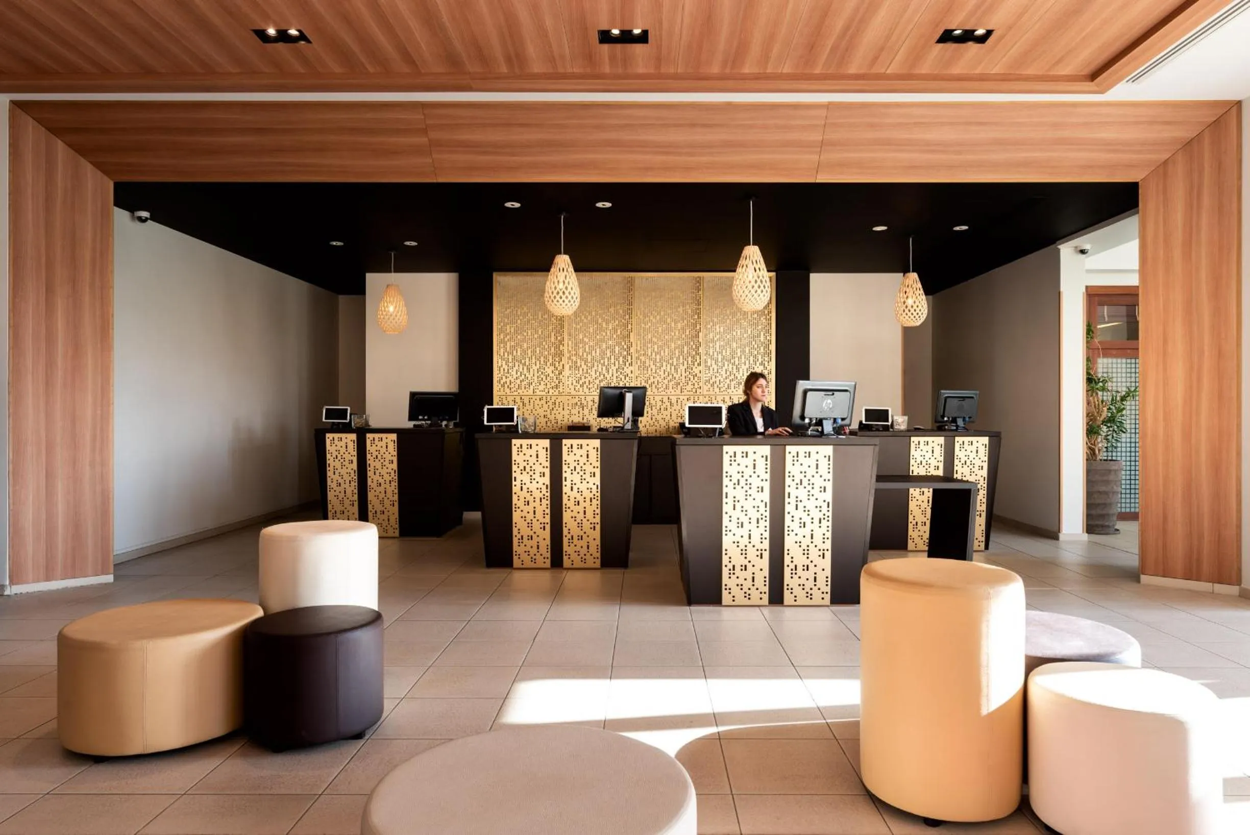 Lobby or reception in Radisson Blu Hotel Paris, Marne-la-Vallée