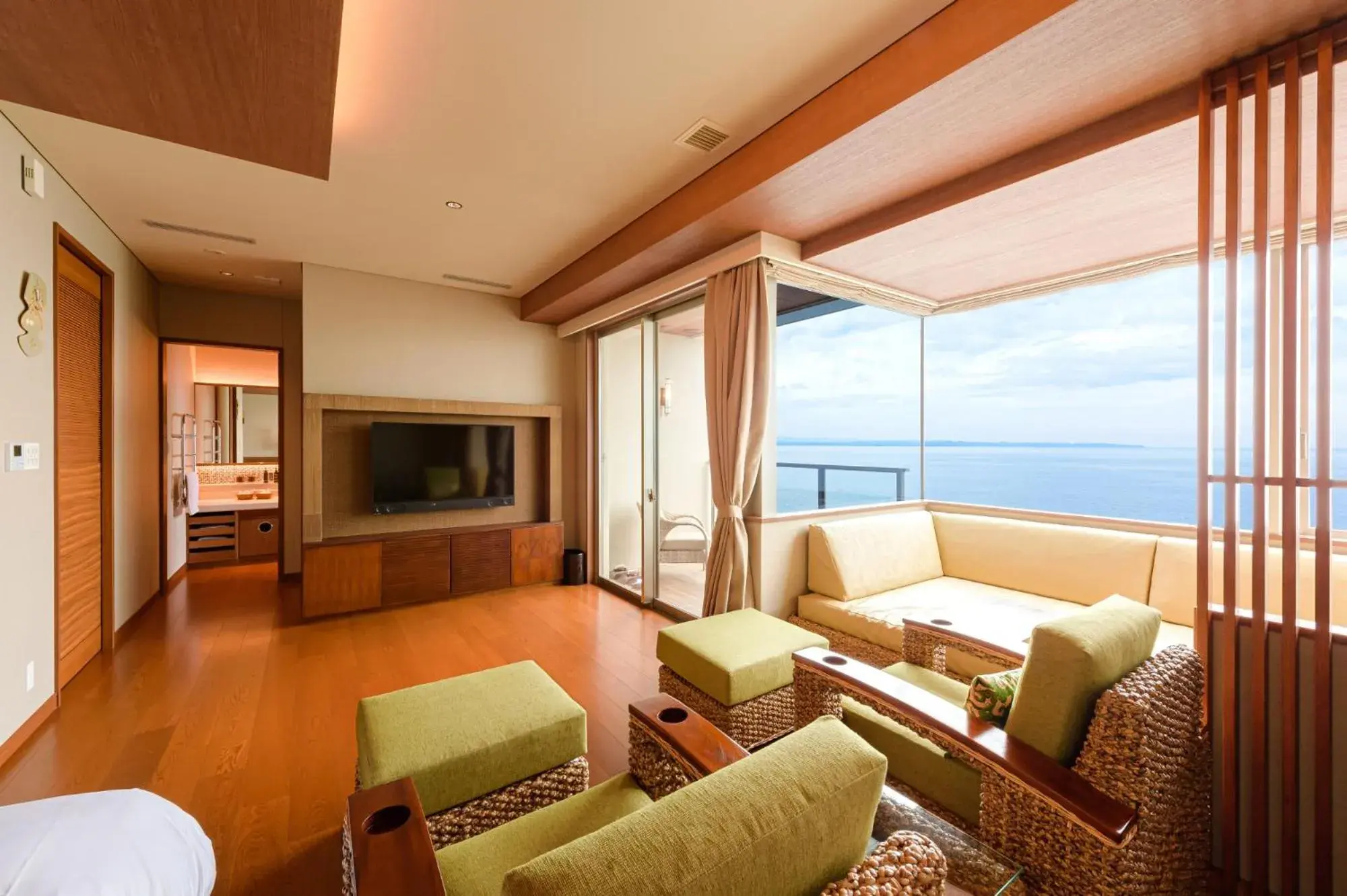 Superior Twin Room with Extra Bed and Open-Air Bath - New Building in AMANE resort SEIKAI Superior Twin Room with Extra Bed and Open-Air Bath - New Building in AMANE resort SEIKAI