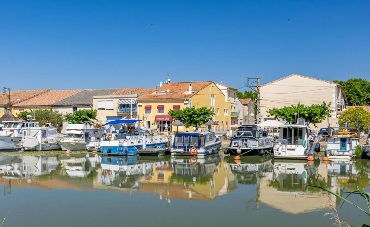 Property building in Logis Heraclee