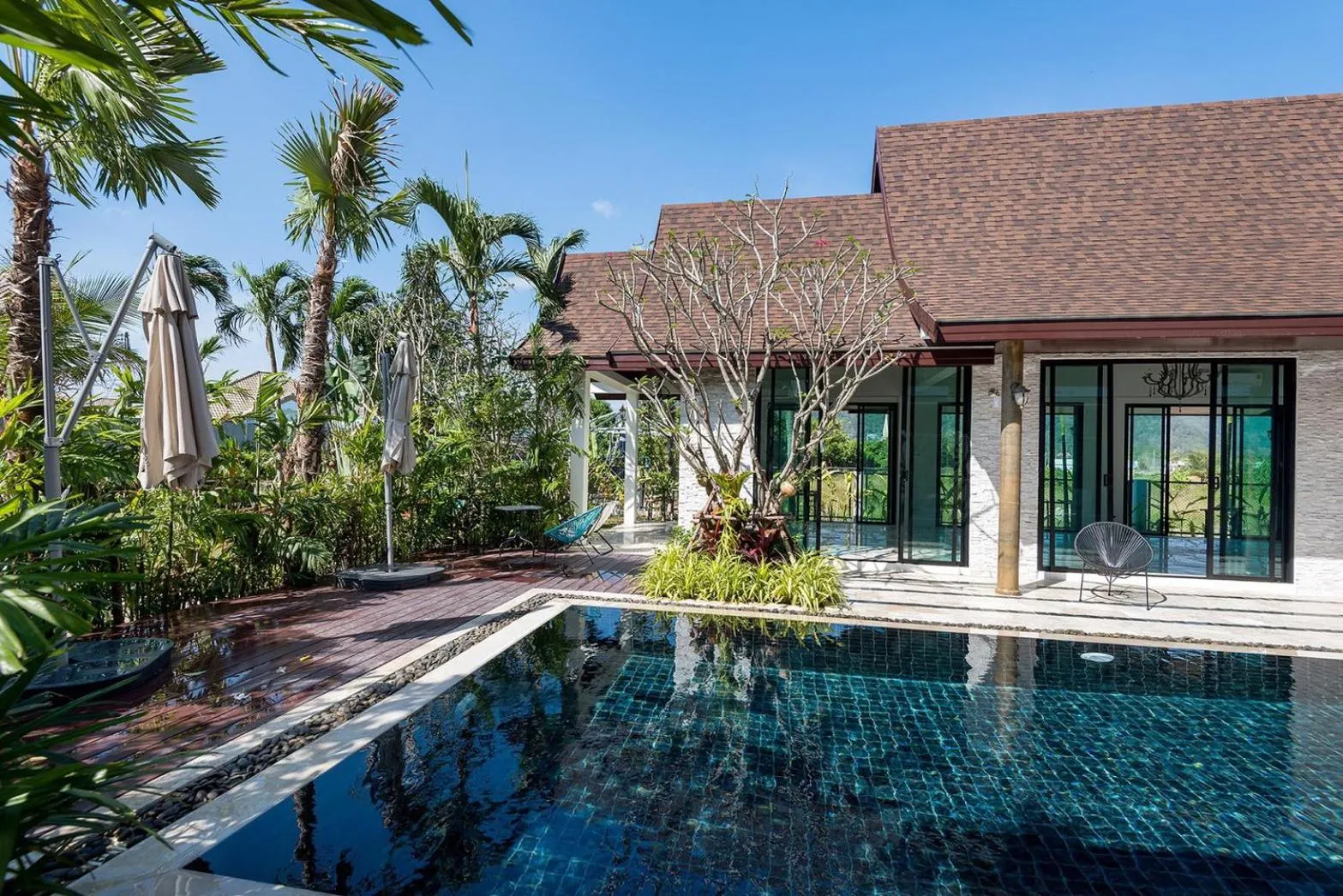 Swimming pool in Coco Paradiso Phuket SHA