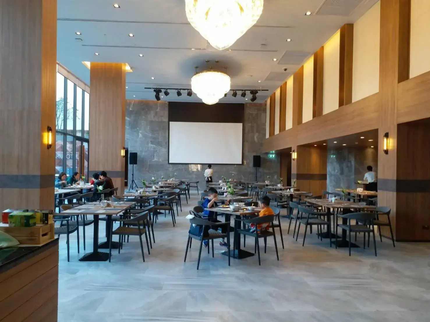 Restaurant/places to eat in The Teak Hotel Restaurant/places to eat in The Teak Hotel