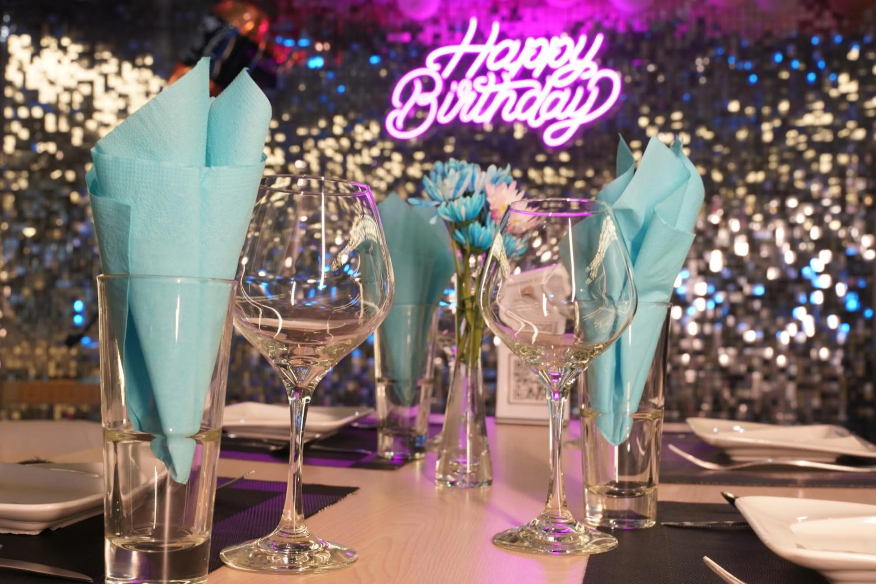 Restaurant/places to eat in Nomado Boutique Hotel