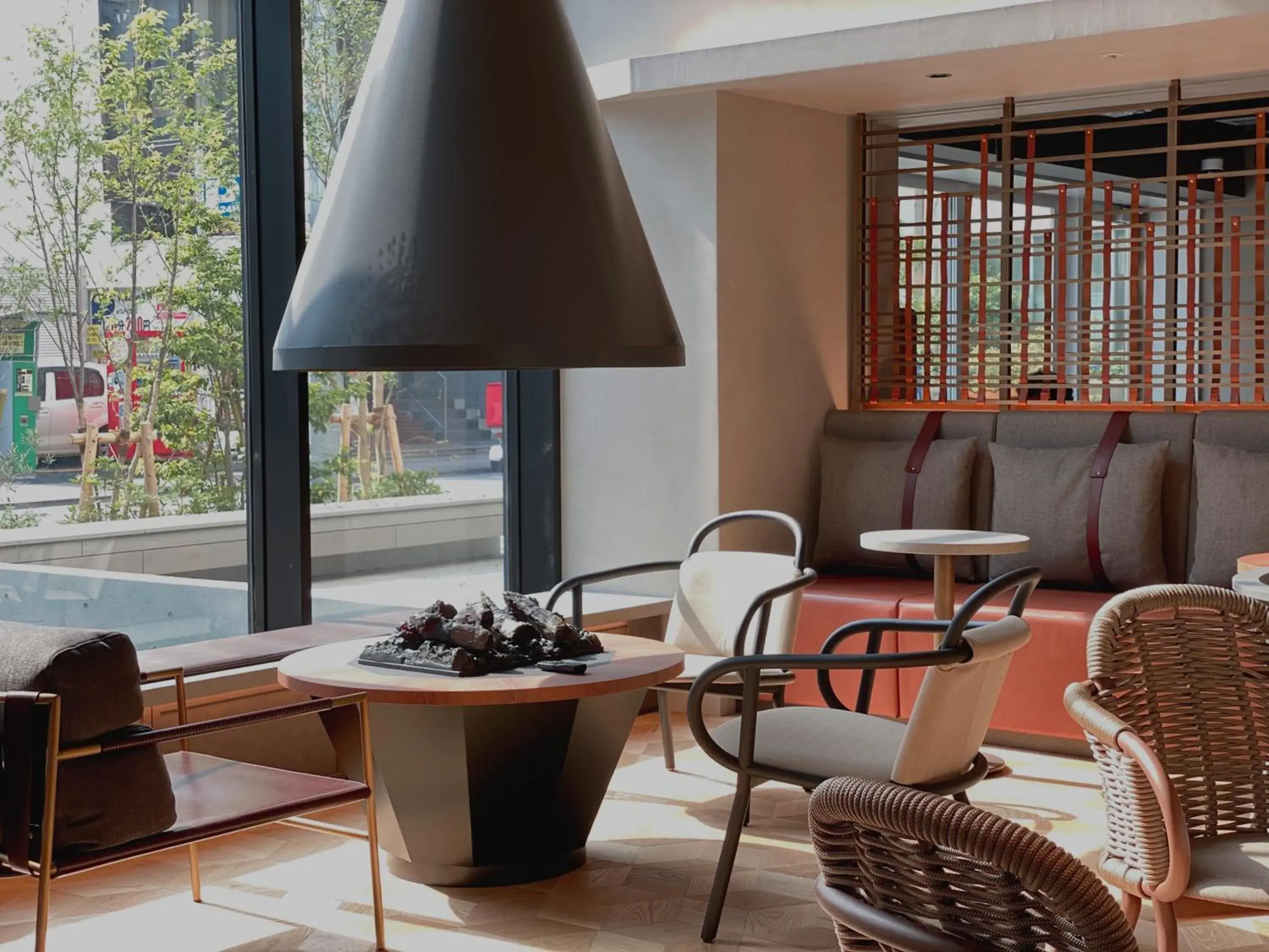 Lounge or bar in THE TOURIST HOTEL & Cafe AKIHABARA Lounge or bar in THE TOURIST HOTEL & Cafe AKIHABARA