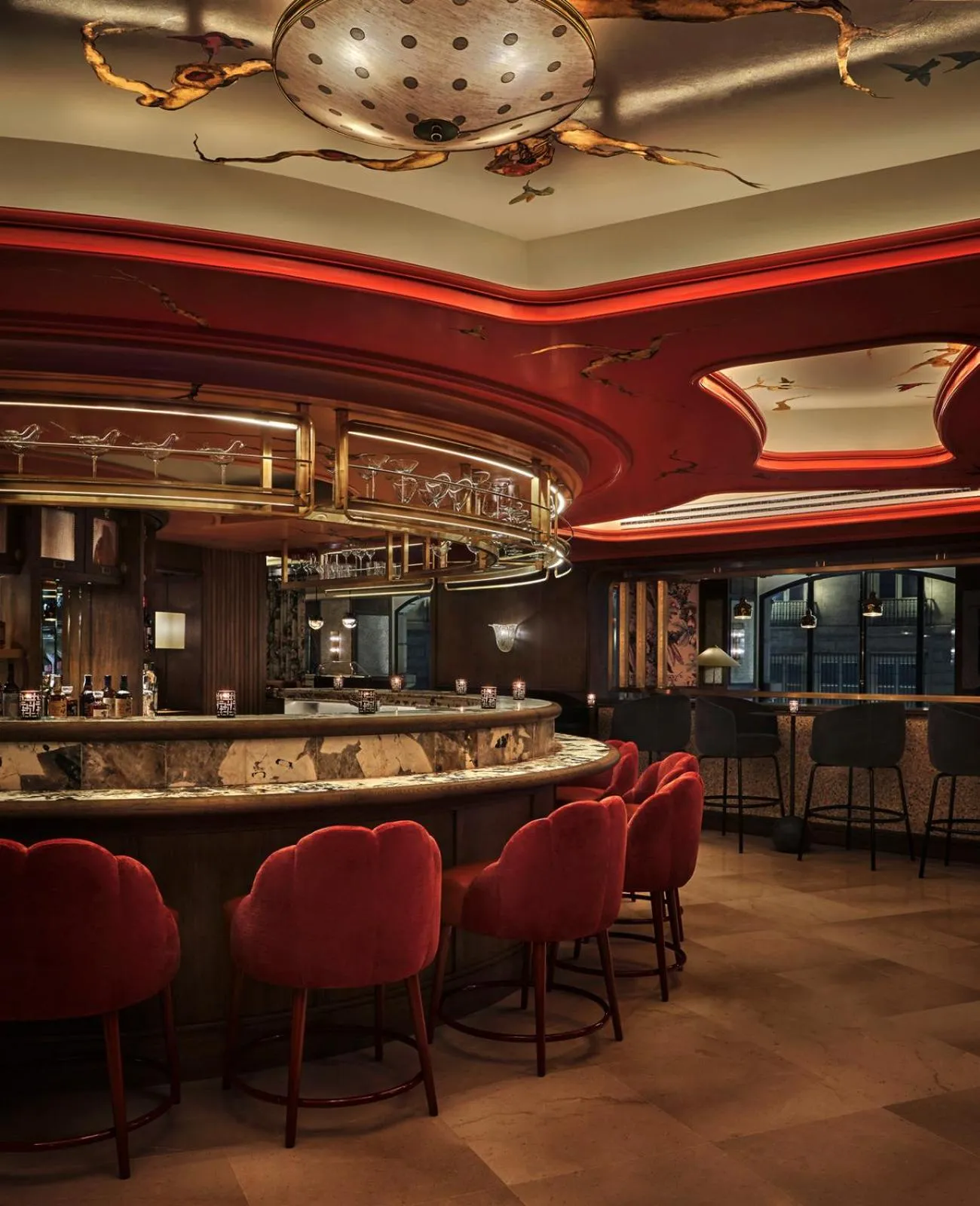 Lounge or bar in Four Seasons Hotel Madrid